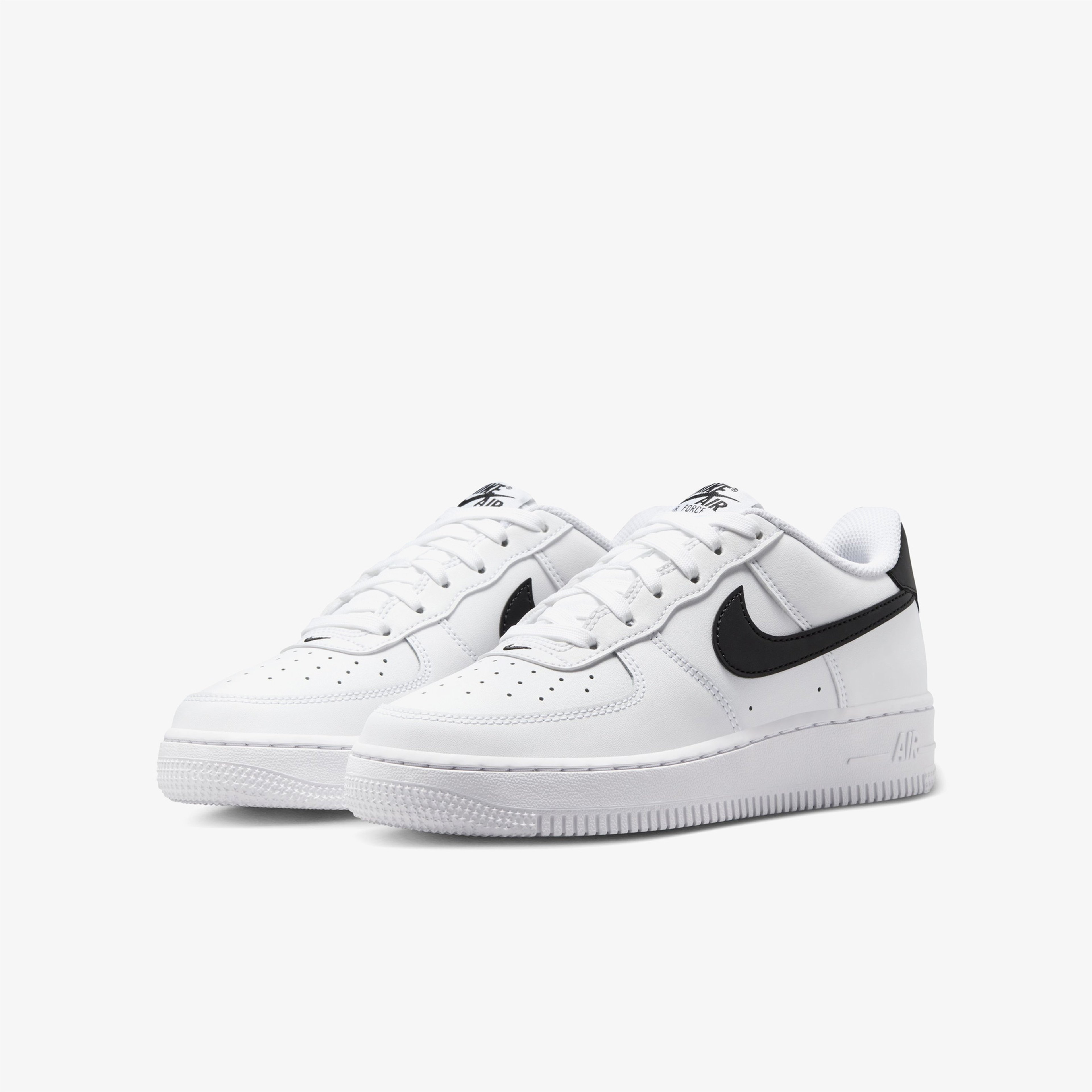 Nike Air Force 1 Genç Beyaz Spor Ayakkabı