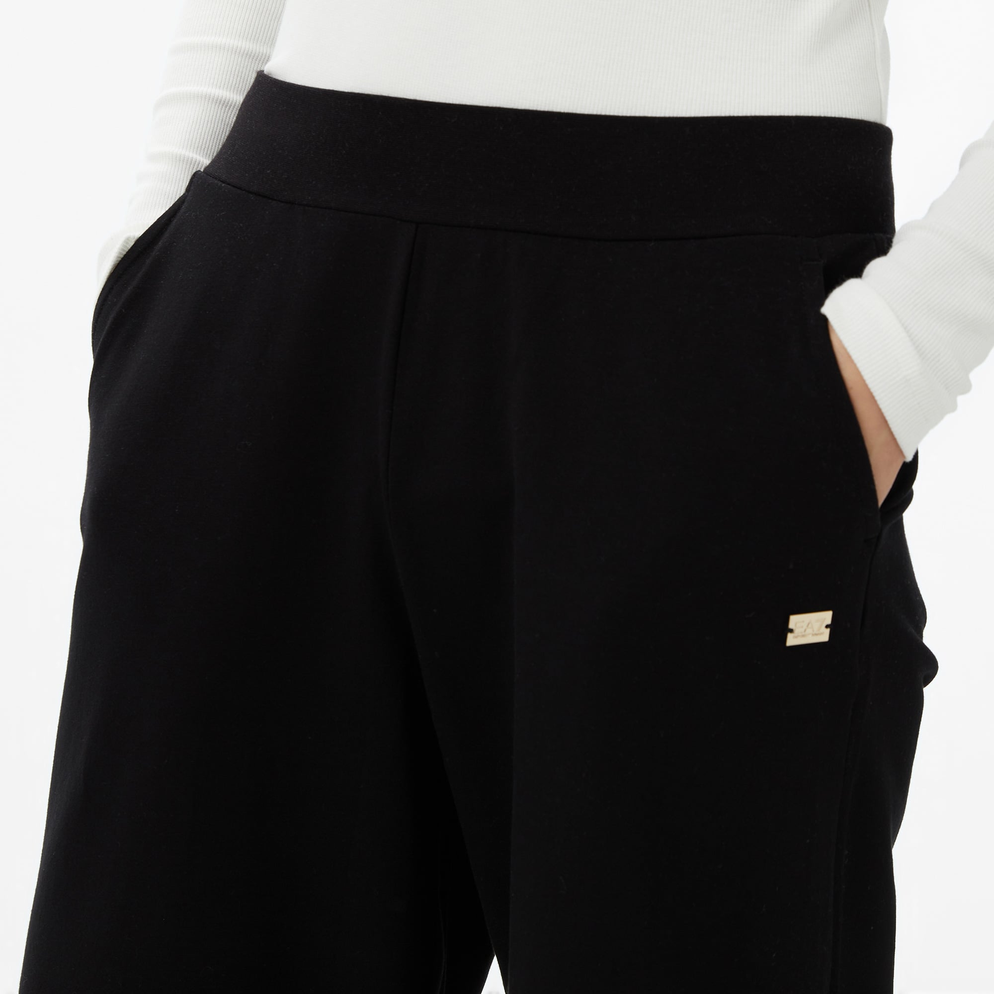 Emporio Armani Train Core Kadın Siyah Eşofman Altı