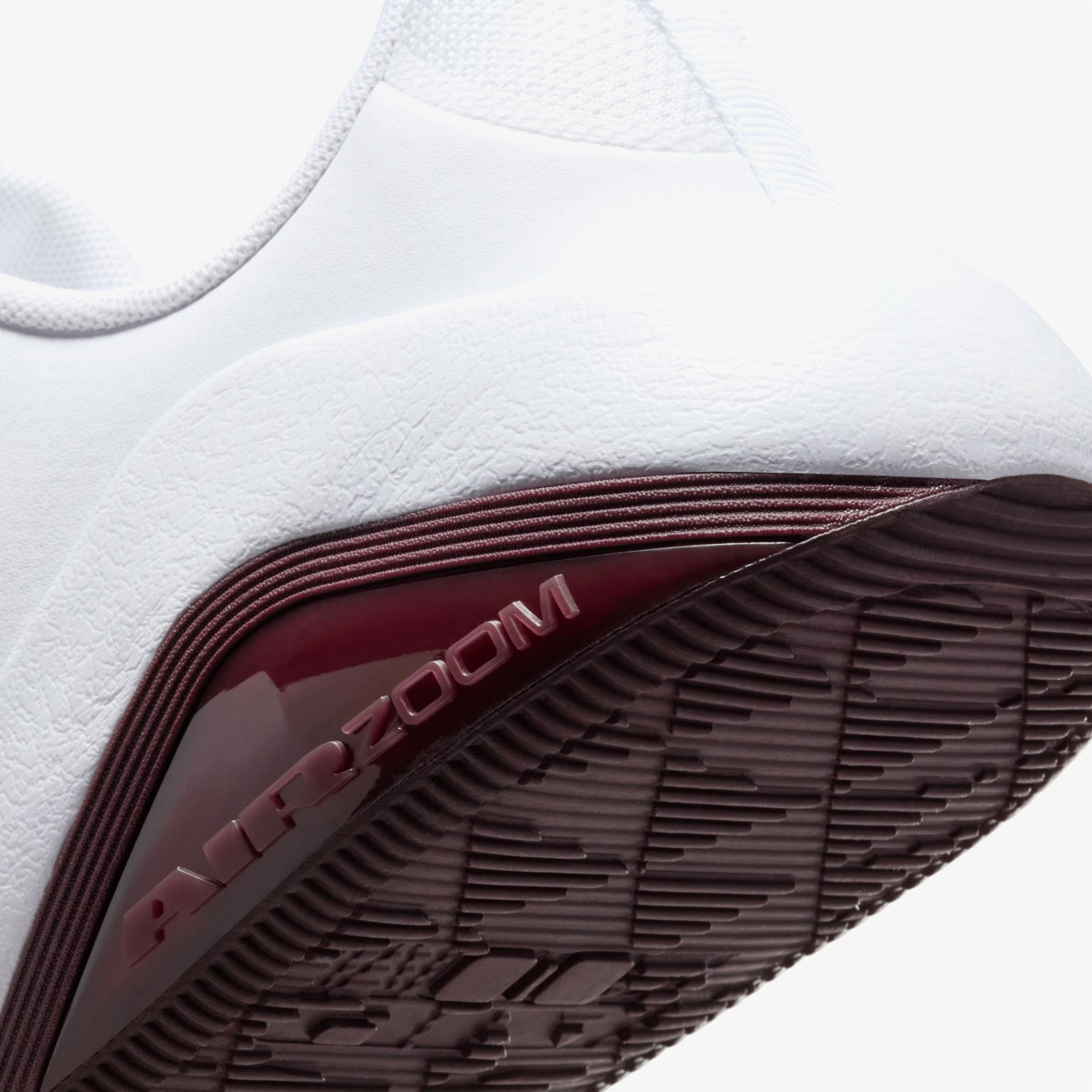 Nike Air Zoom Bella 7 Kadın Beyaz Antrenman Ayakkabısı