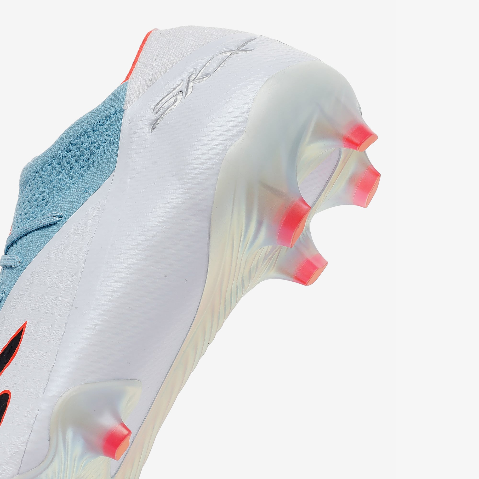 Skechers Skx 01 Erkek Beyaz Çim Saha Kramponu