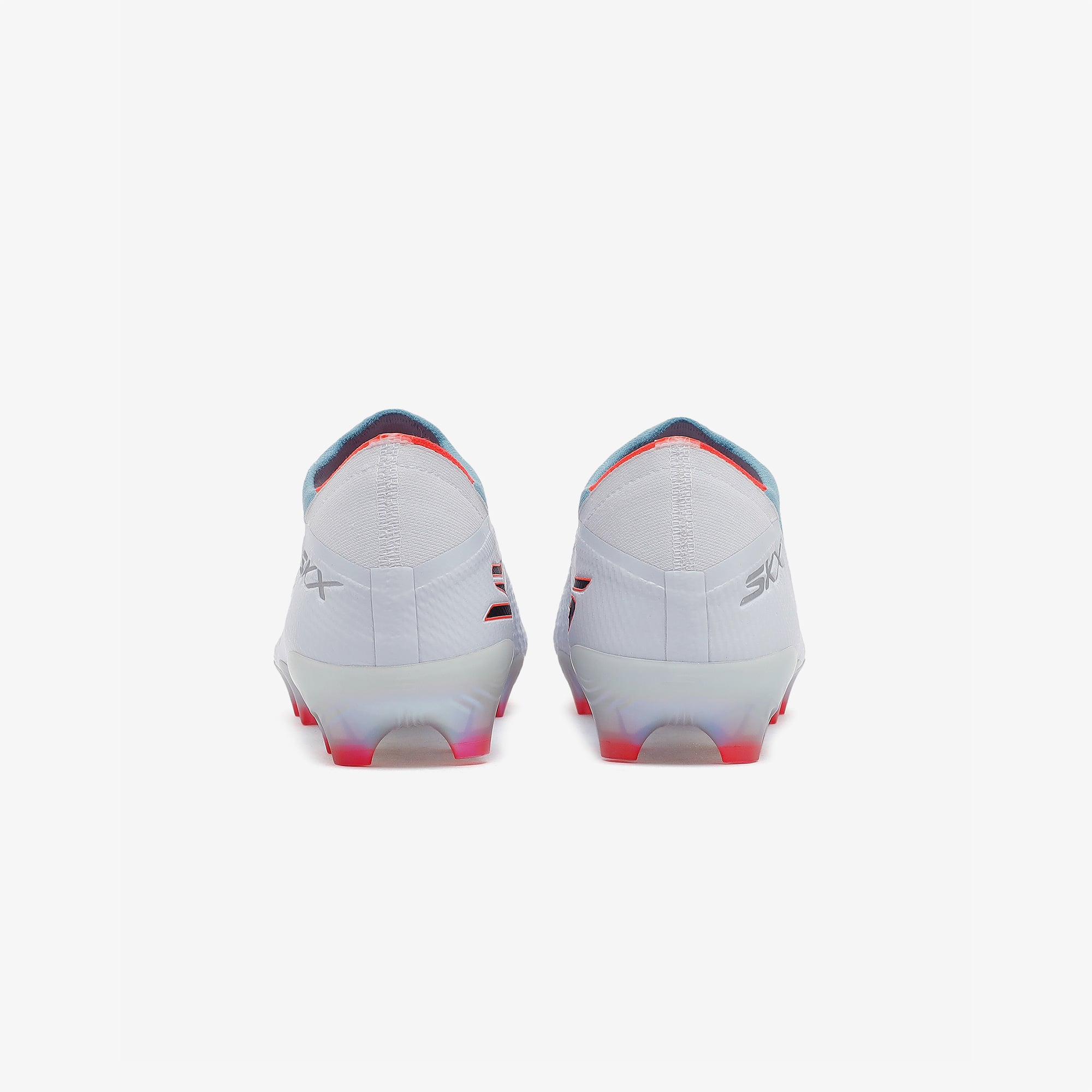 Skechers Skx 01 Erkek Beyaz Çim Saha Kramponu