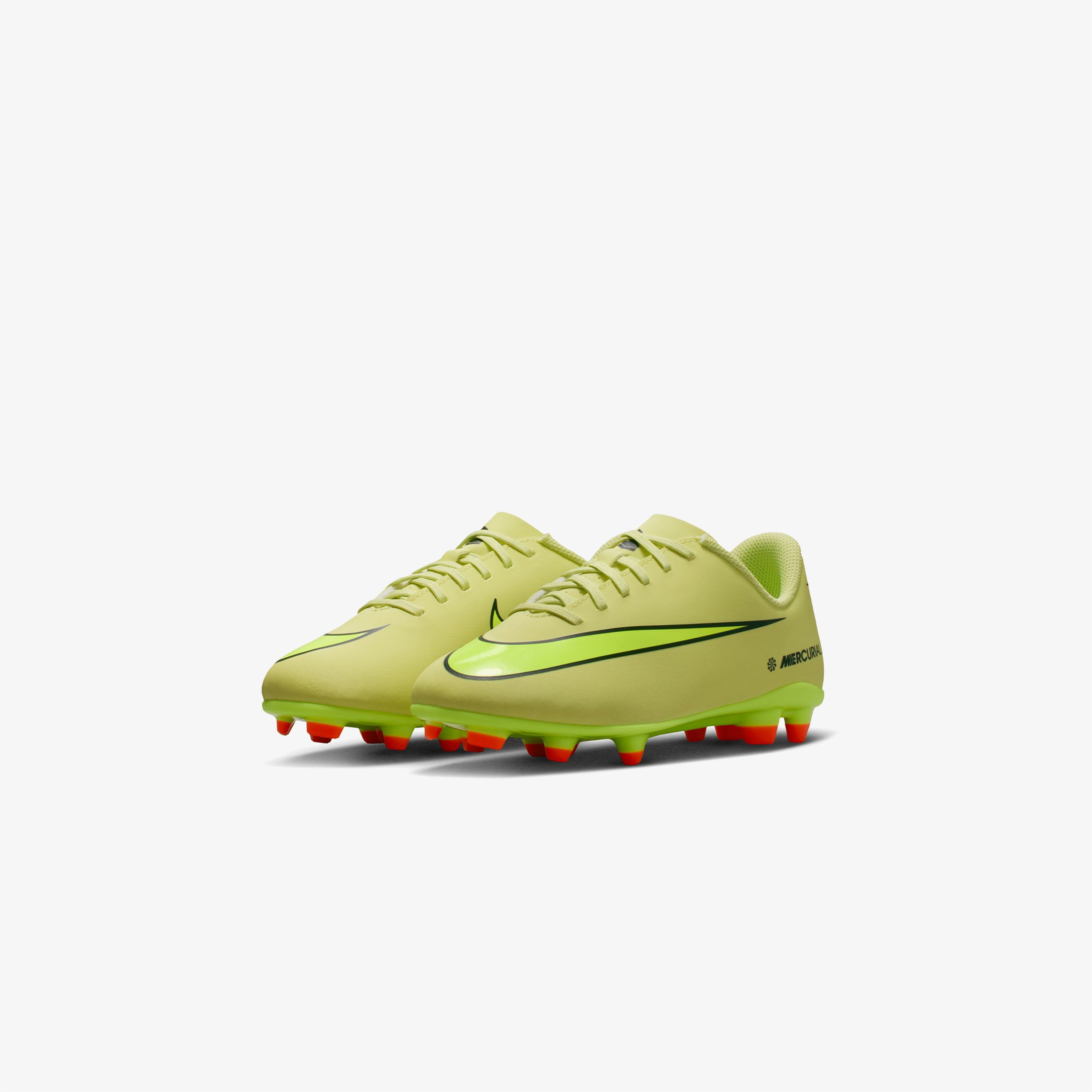 Nike Jr Vapor 16 Club Fg/Mg Çocuk Yeşil Çim Saha Kramponu
