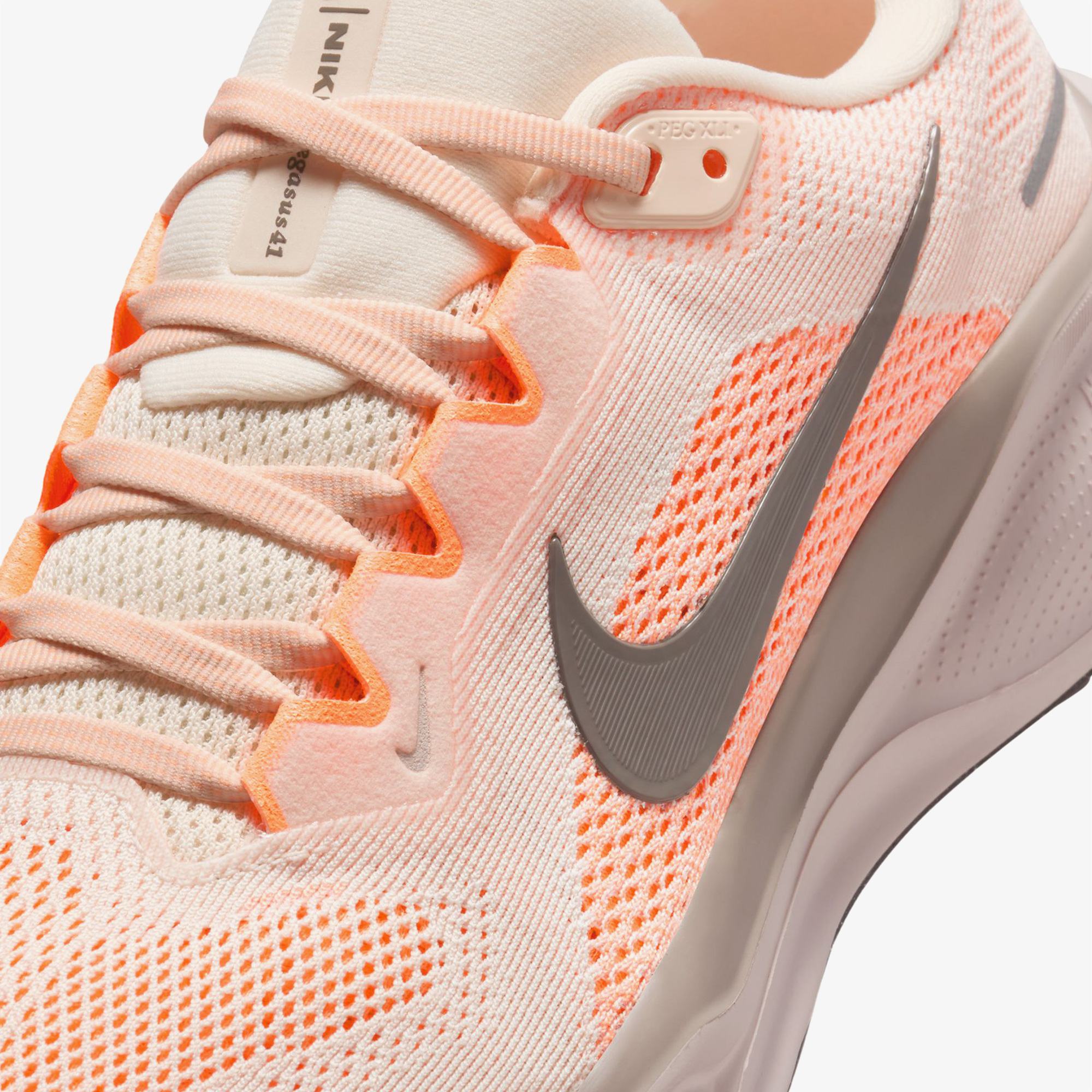 Nike Air Zoom Pegasus 41 Kadın Turuncu Koşu Ayakkabısı