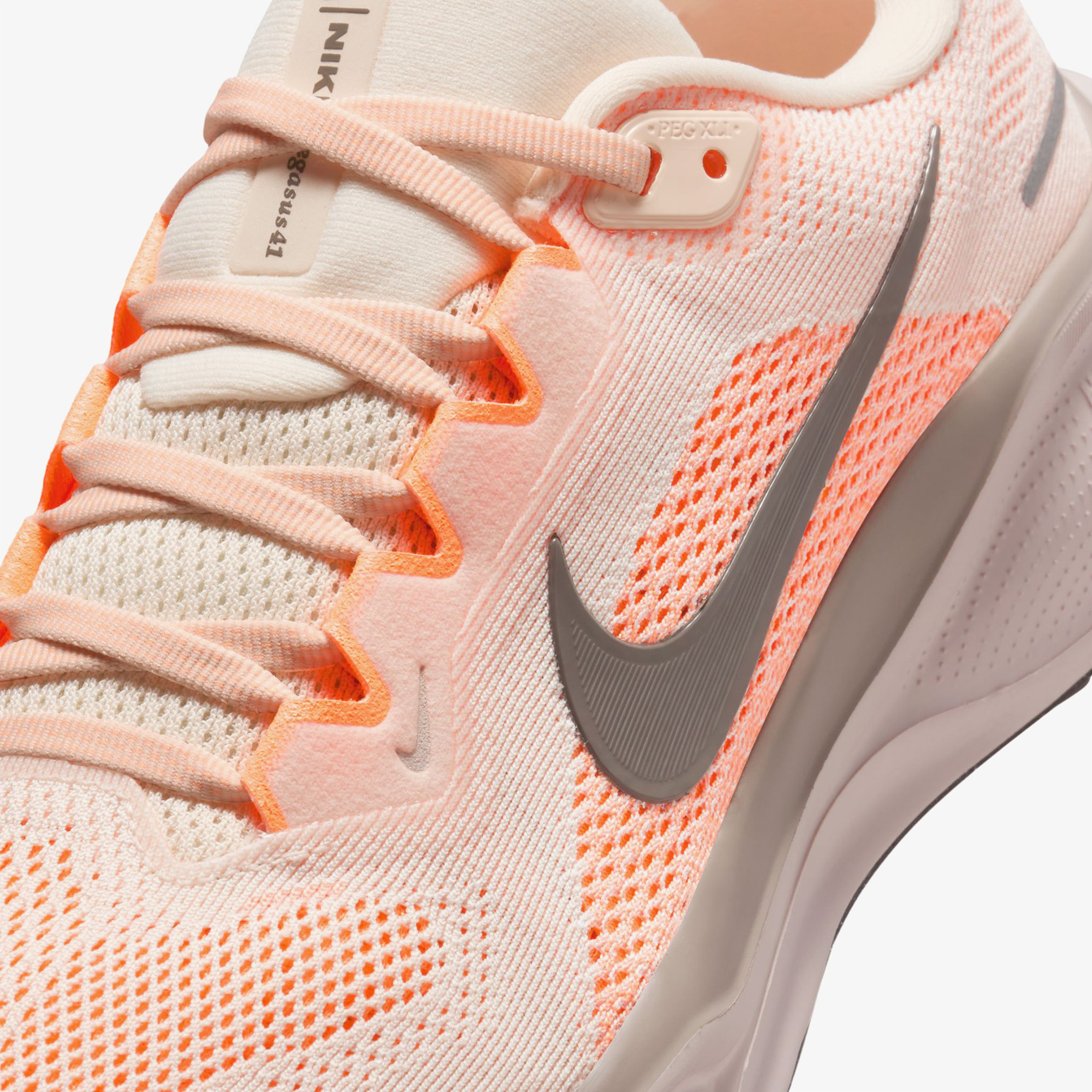 Nike Air Zoom Pegasus 41 Kadın Turuncu Koşu Ayakkabısı