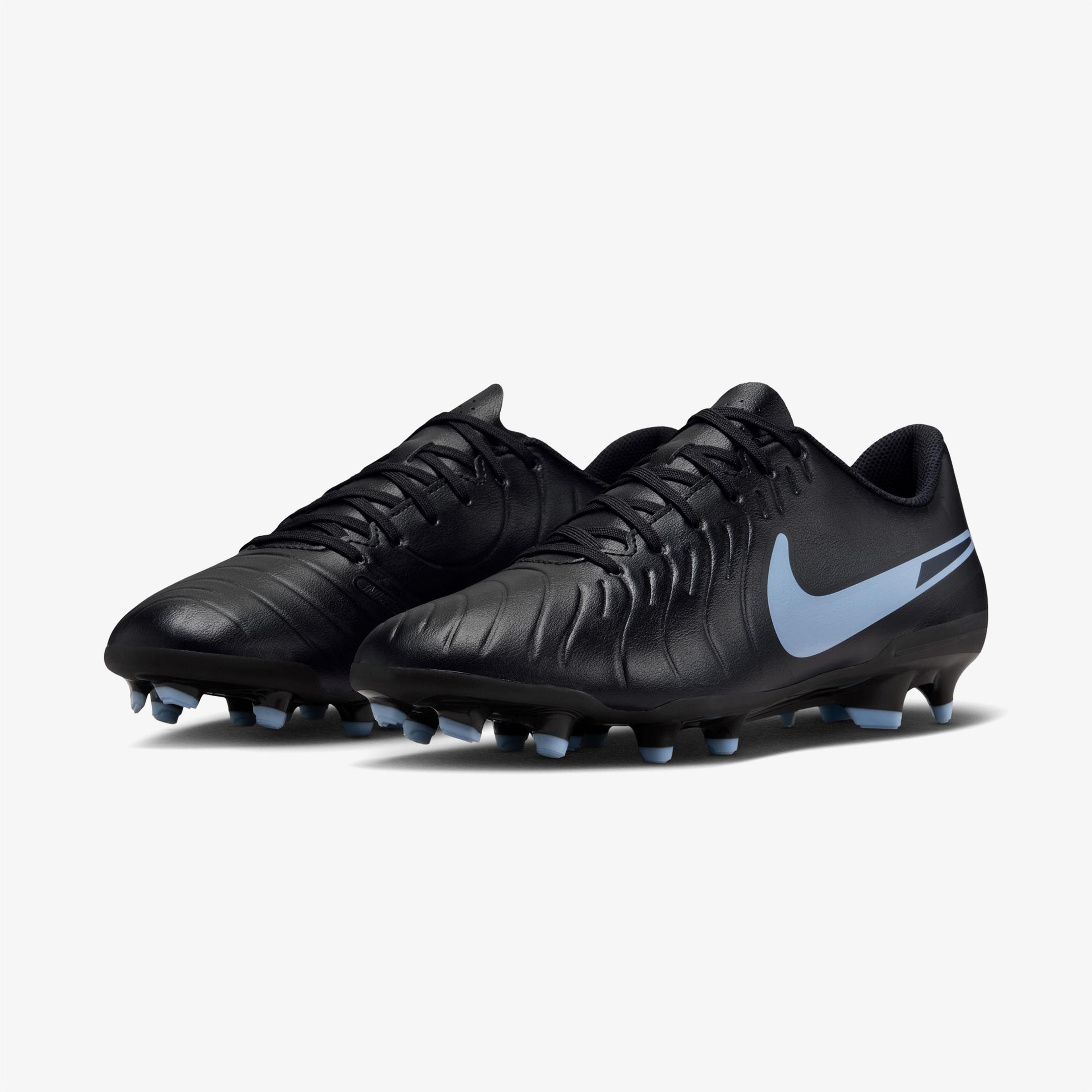Nike Legend 10 Club Fg/Mg Erkek Siyah Çim Saha Kramponu