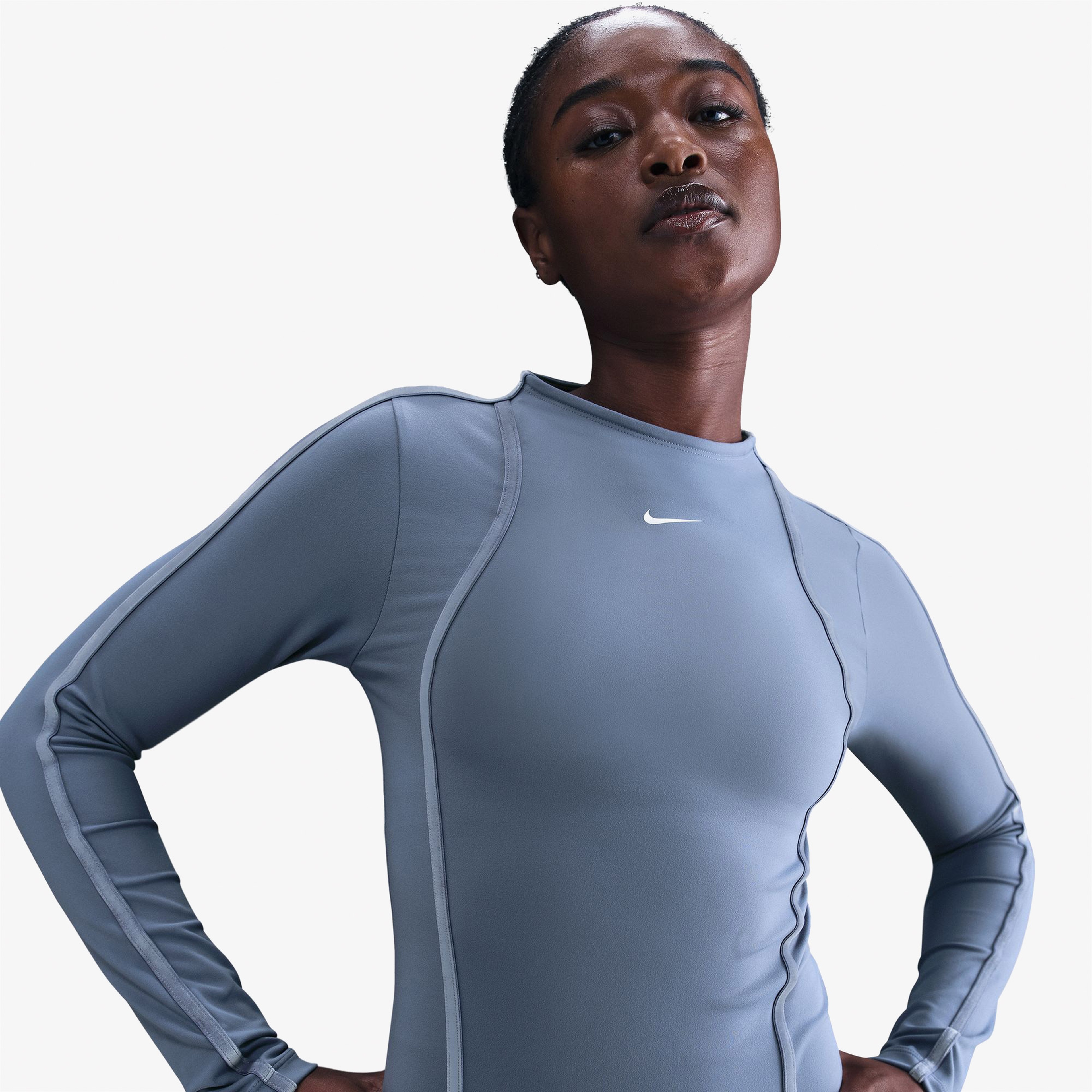 Nike One Fitted Dri-FIT Kadın Mavi T-Shirt