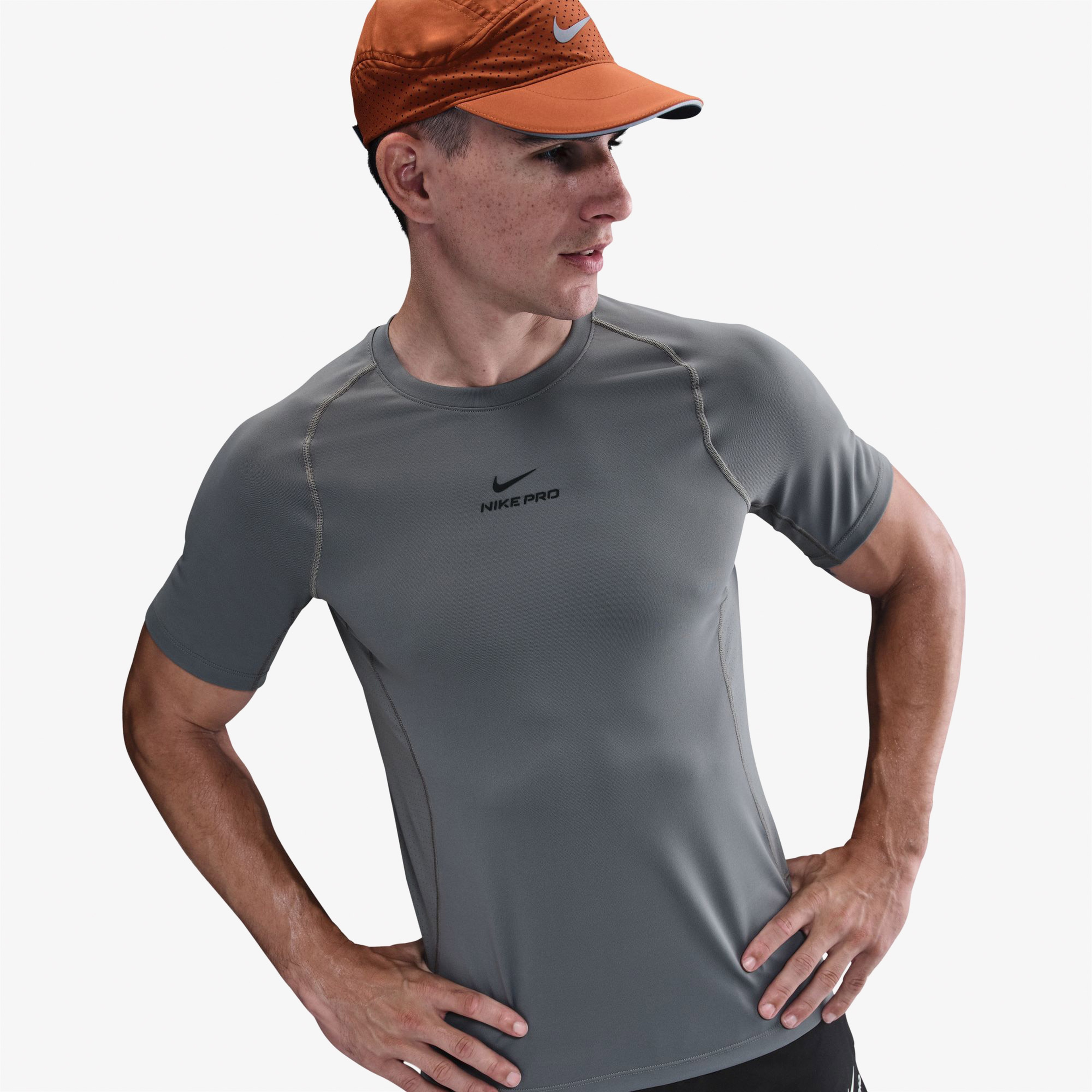 Nike  Pro Training Dri-Fit  Erkek Gri T-Shirt