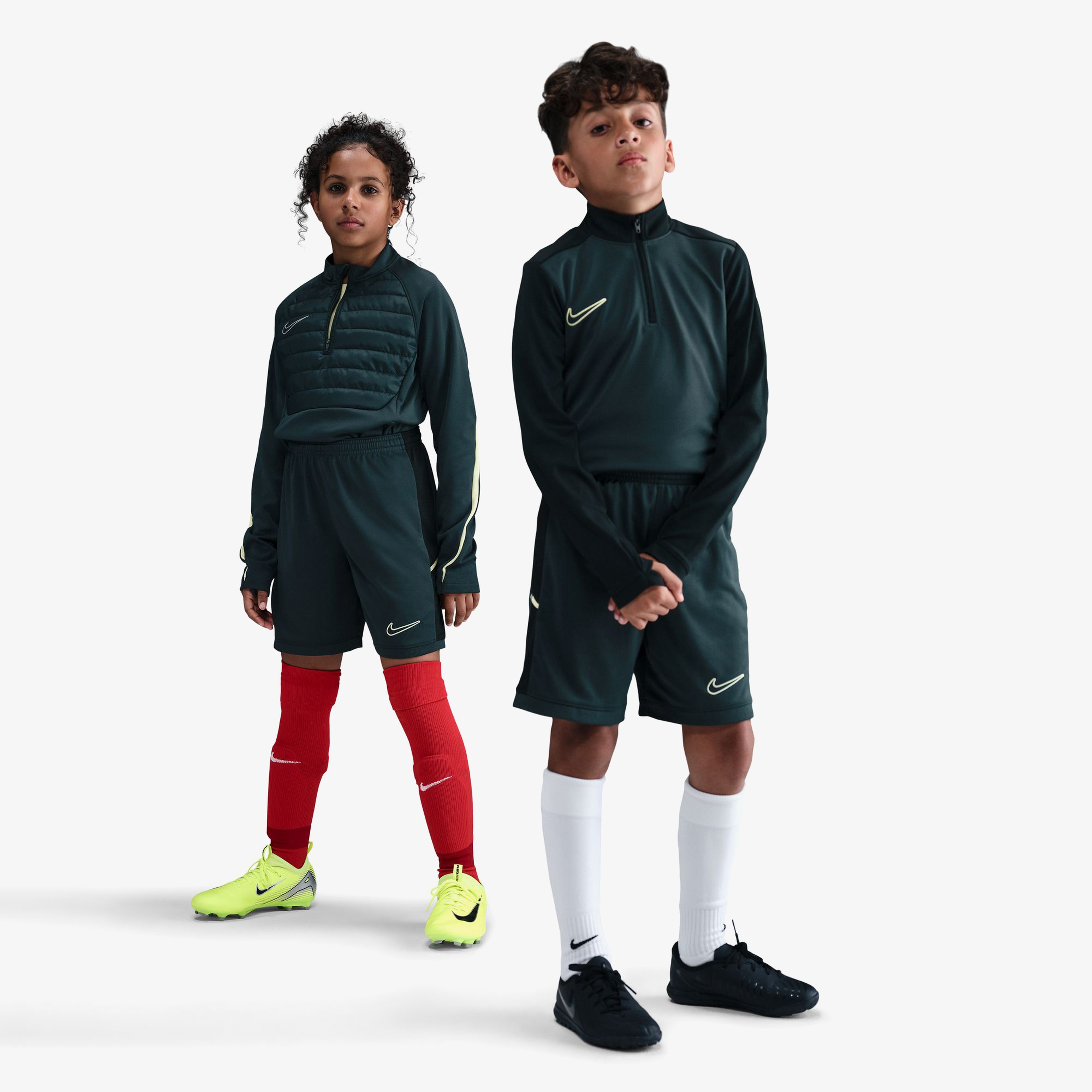 Nike Academy Çocuk Yeşil Futbol Şort