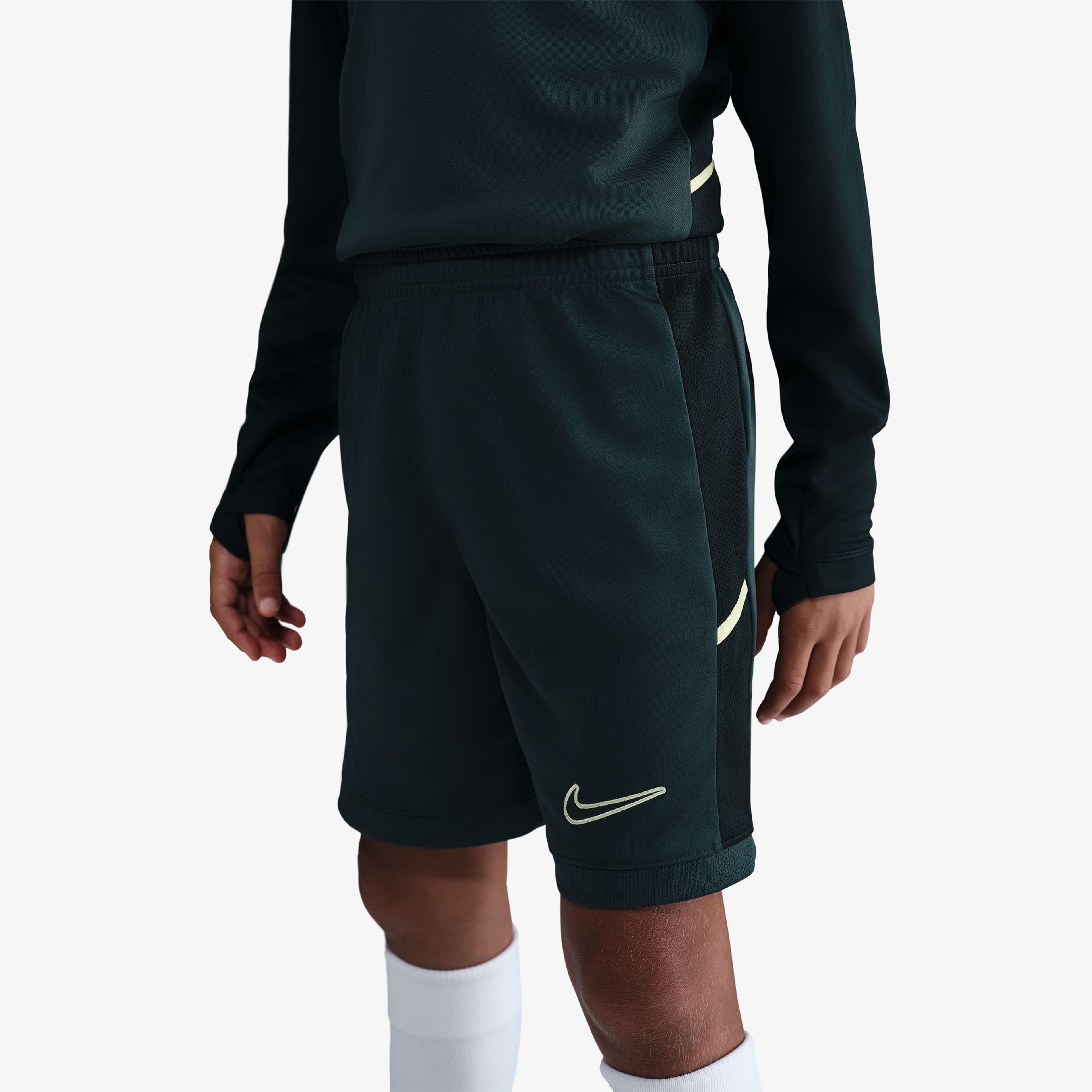 Nike Academy Çocuk Yeşil Futbol Şort