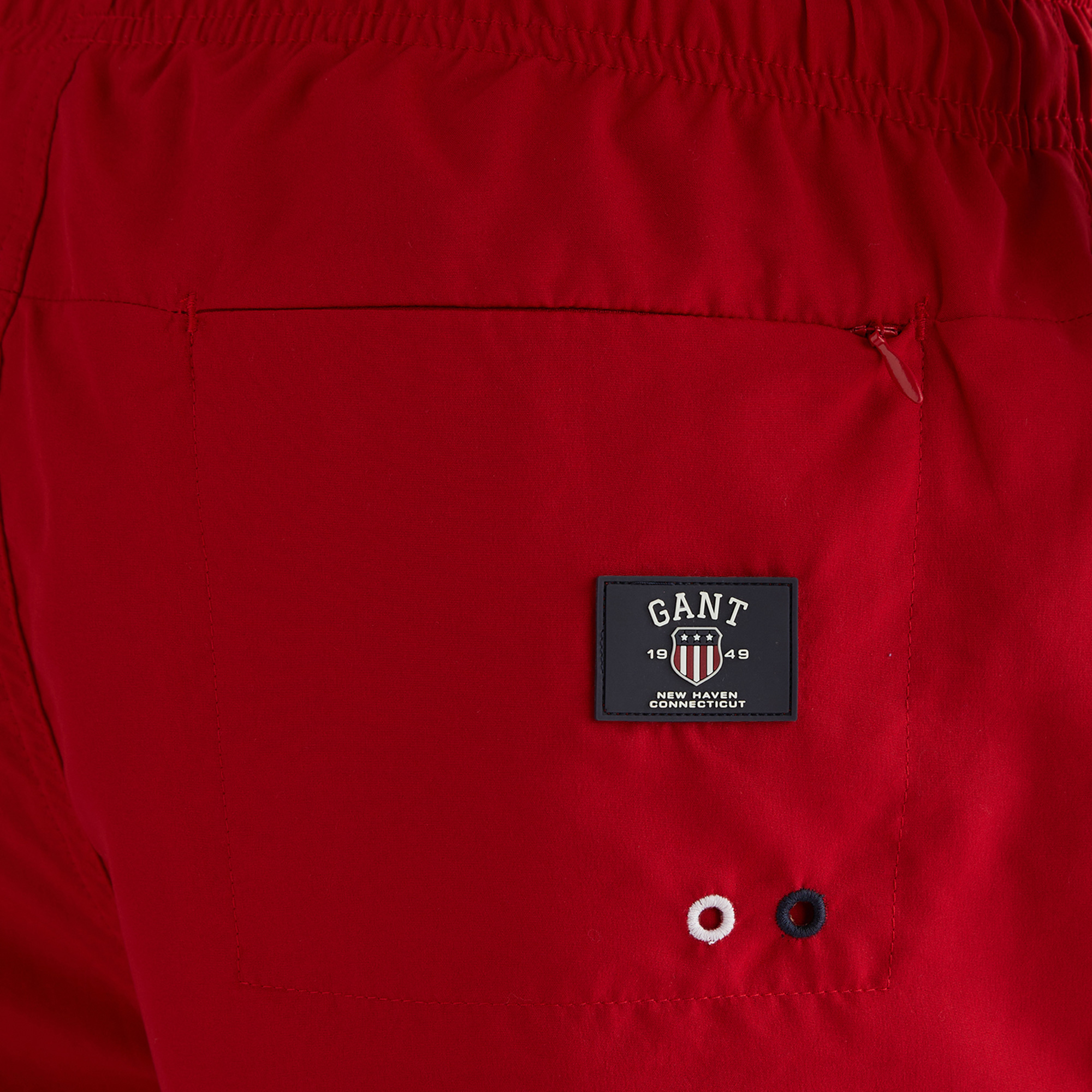 GANT Erkek Kırmızı Regular Fit Logolu Mayo Şort