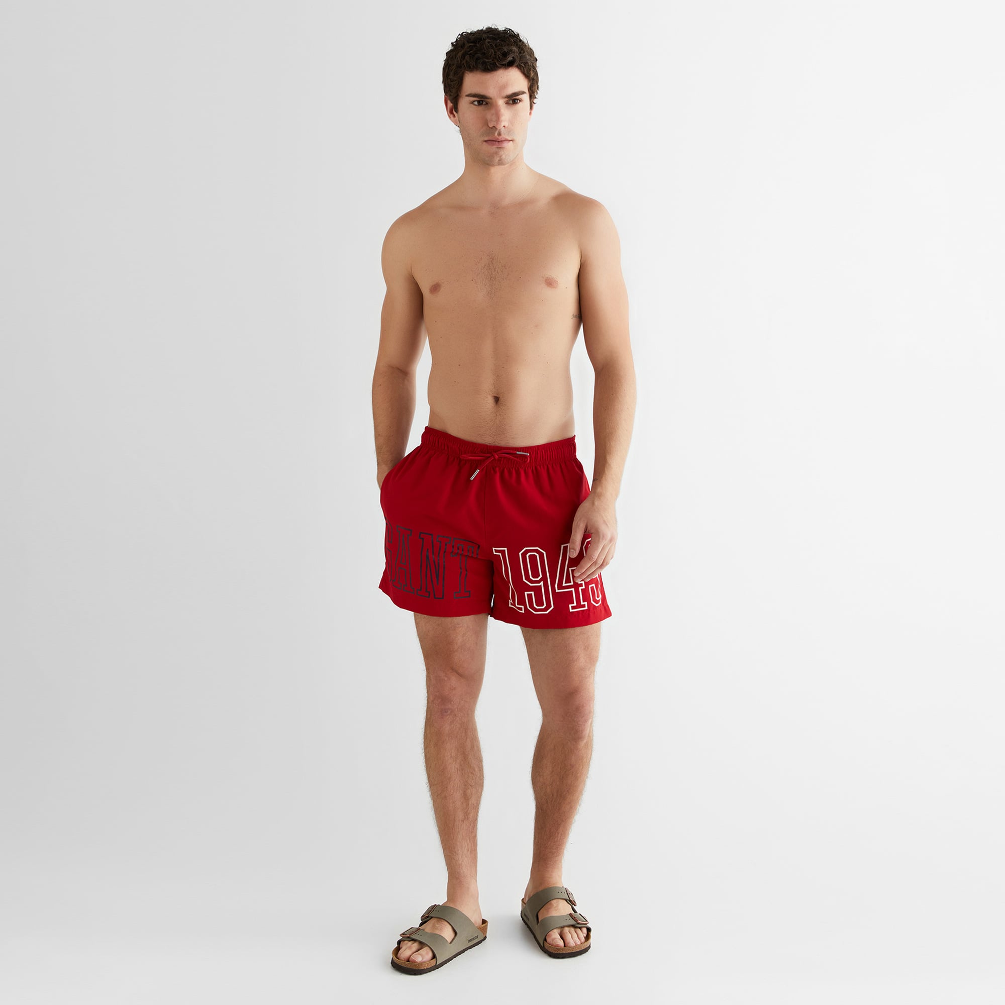 GANT Erkek Kırmızı Regular Fit Logolu Mayo Şort