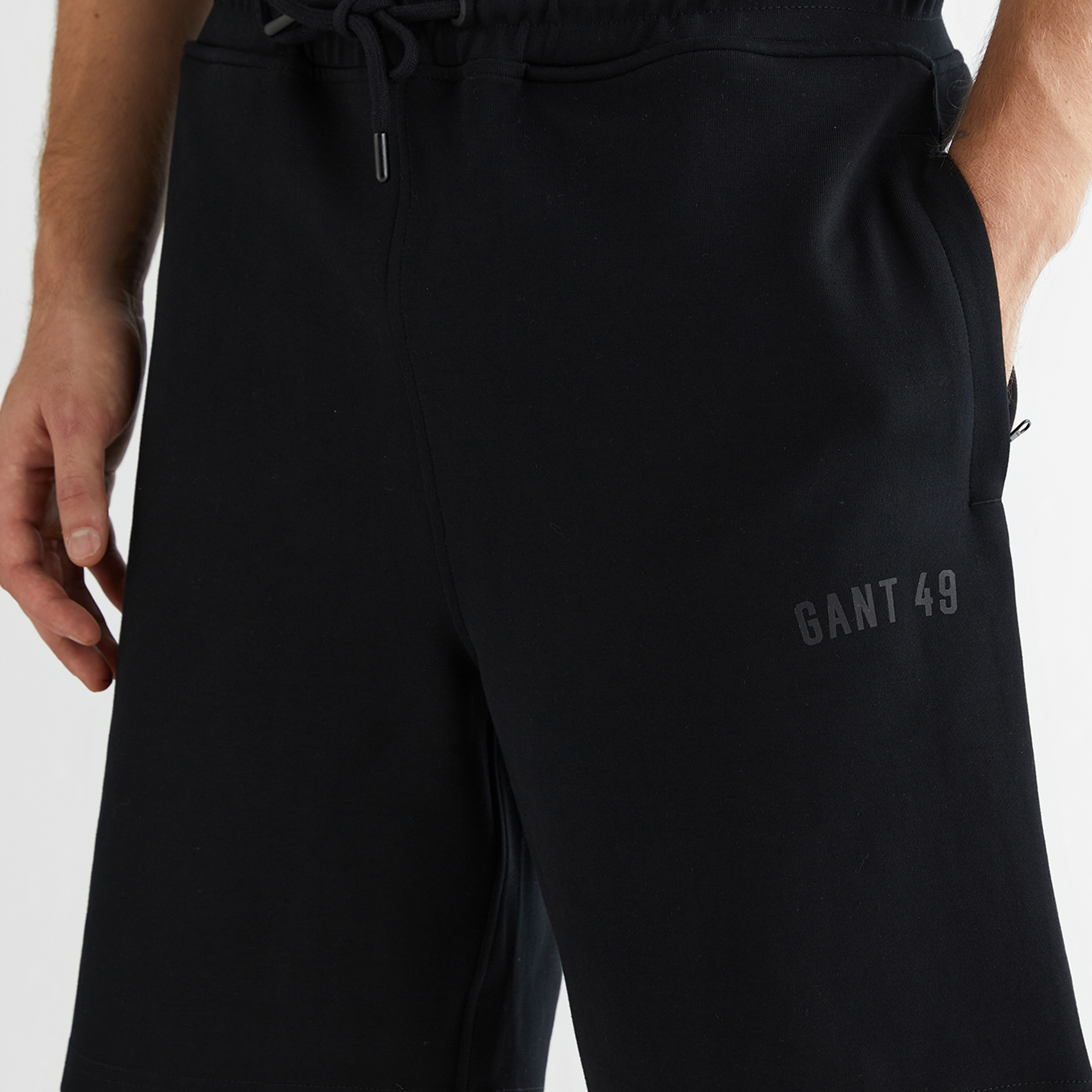 GANT Erkek Siyah Regular Fit Logolu Şort