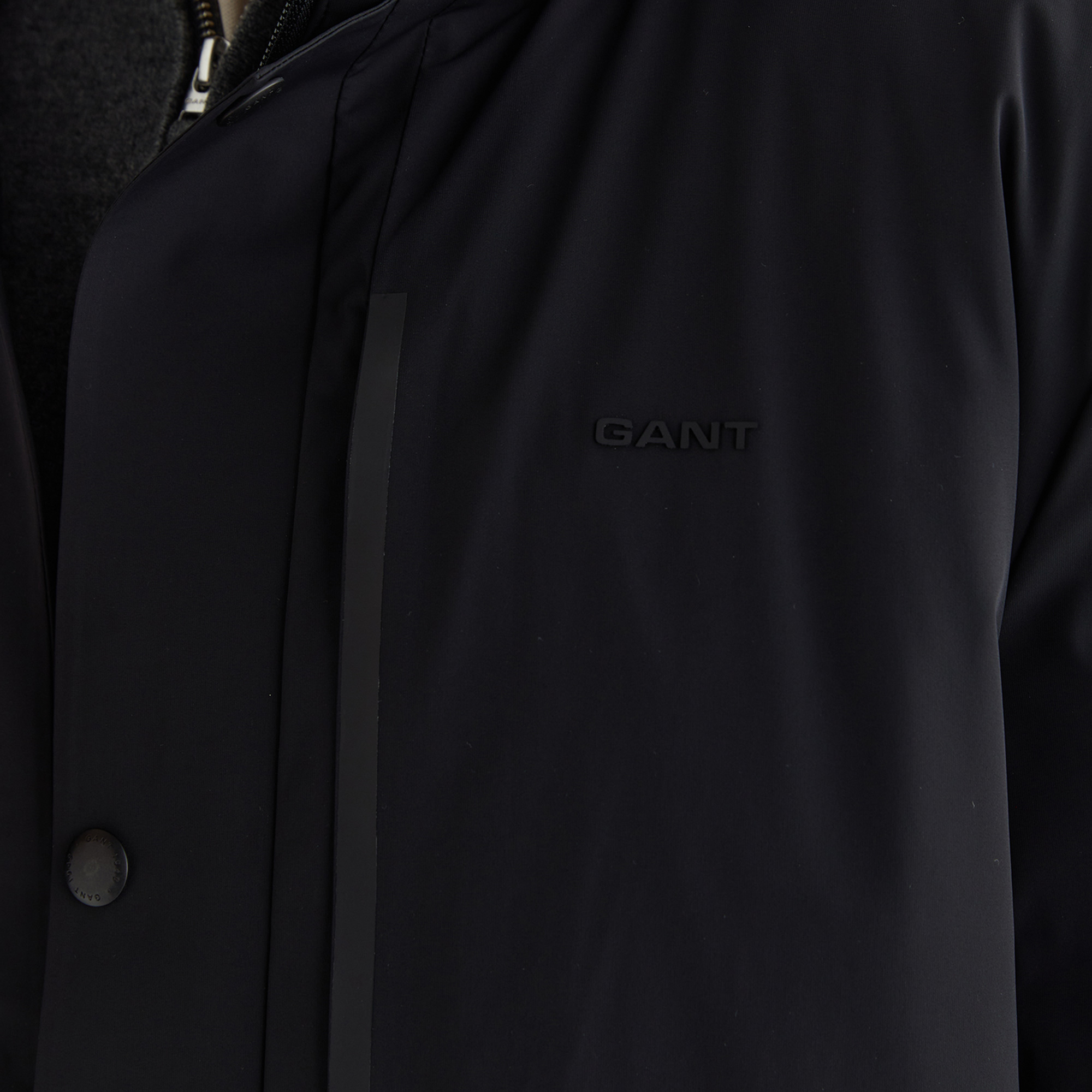 GANT Erkek Siyah Standart Fit Kapüşonlu Mont