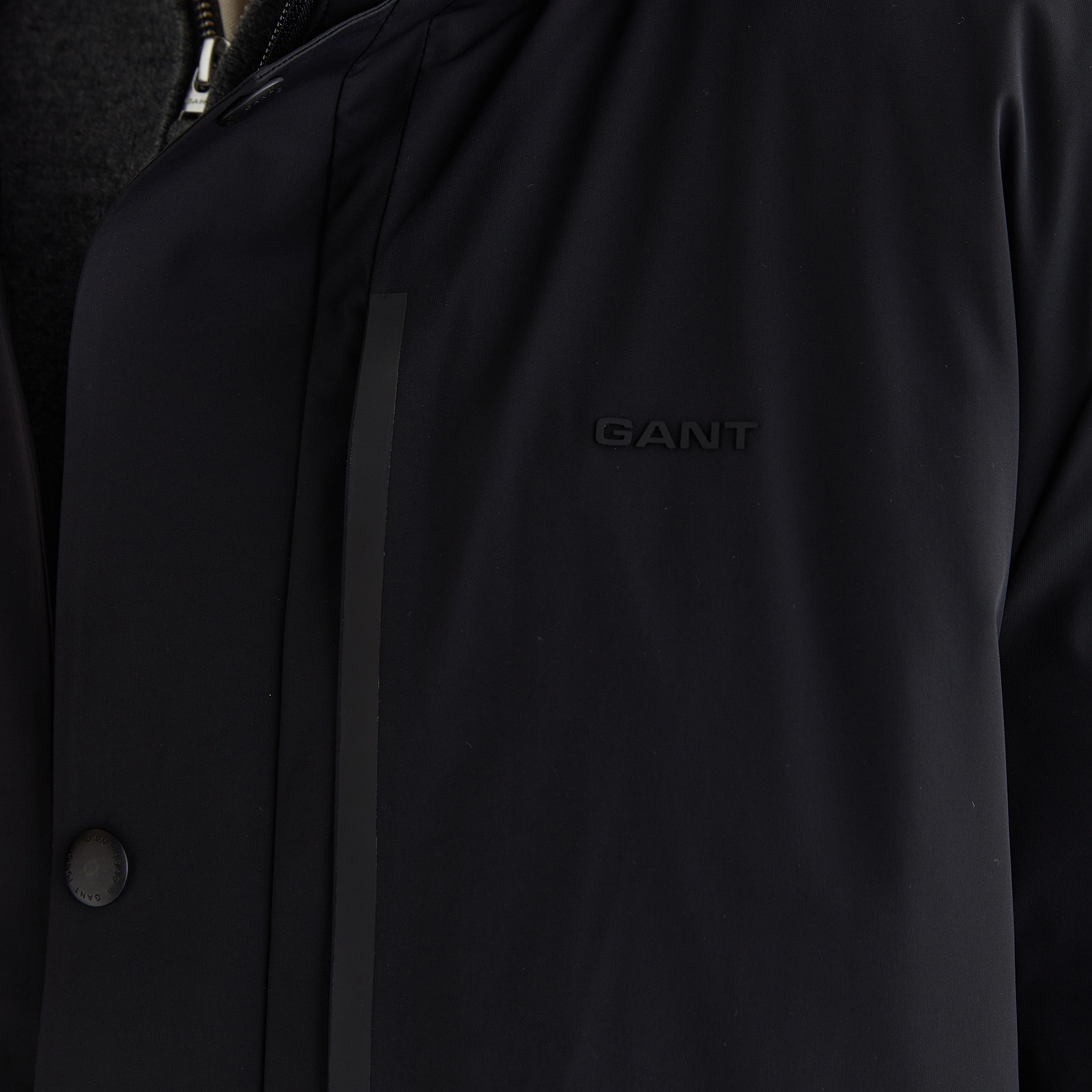 GANT Erkek Siyah Standart Fit Kapüşonlu Mont