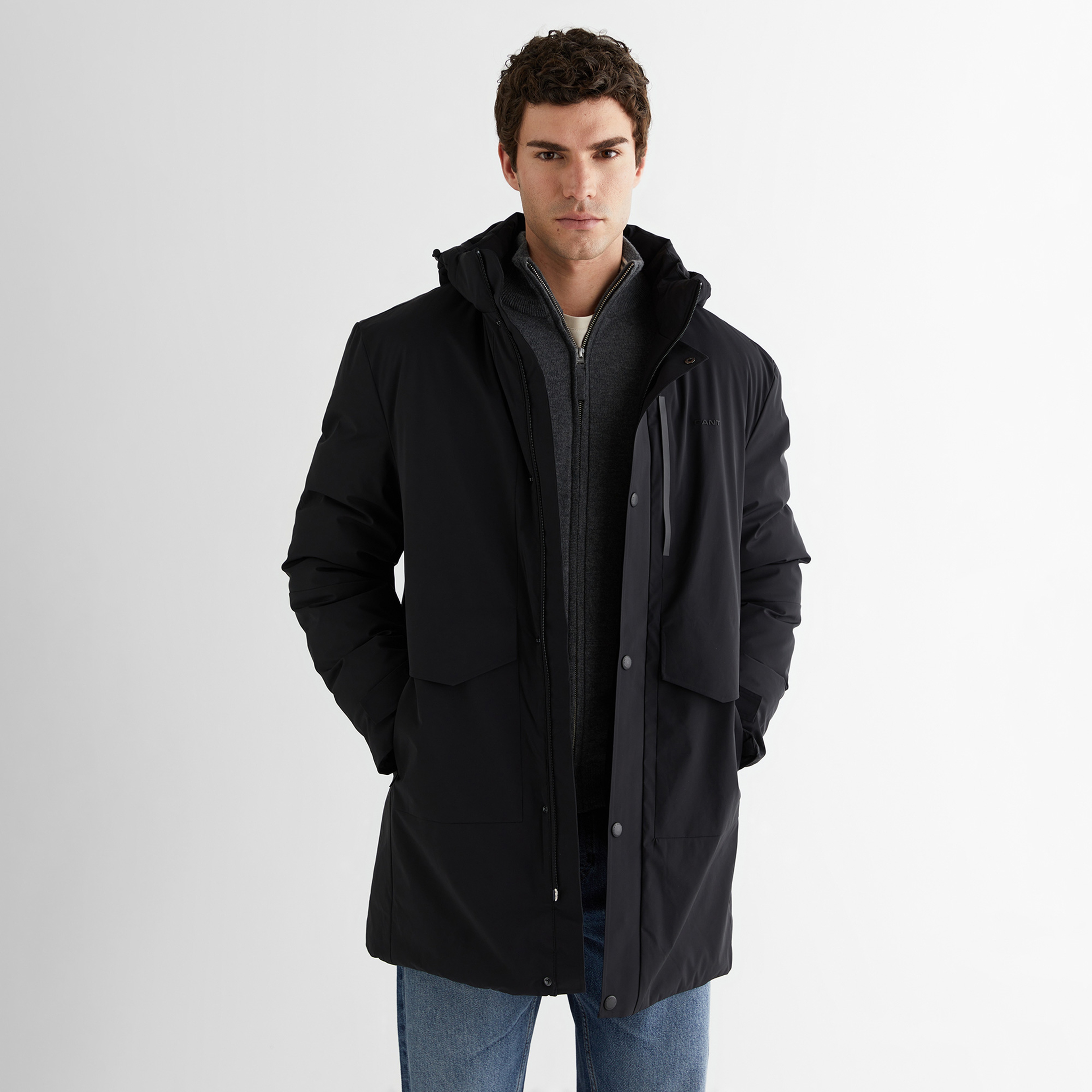 GANT Erkek Siyah Standart Fit Kapüşonlu Mont