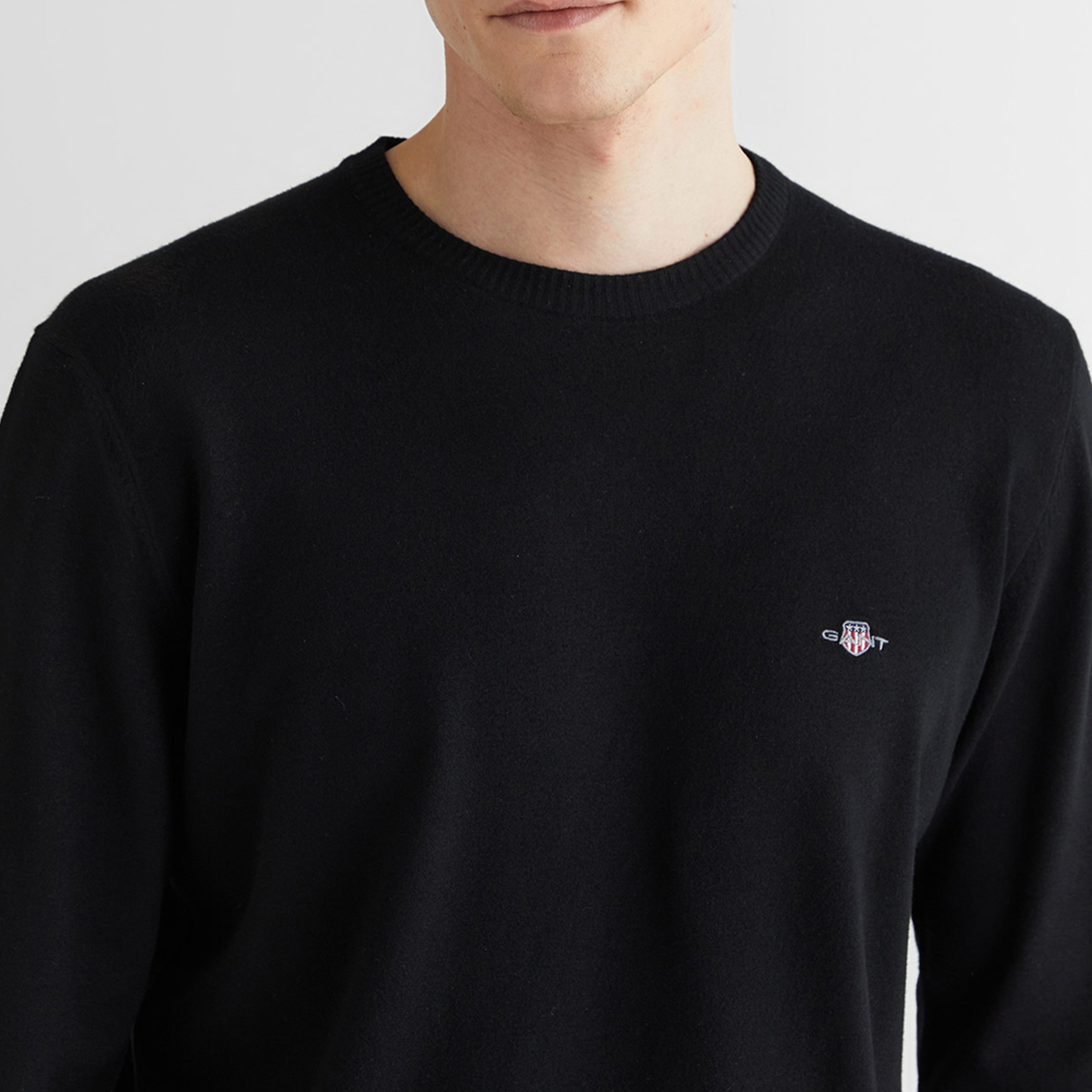 GANT Erkek Siyah Standart Fit Bisiklet Yaka Triko