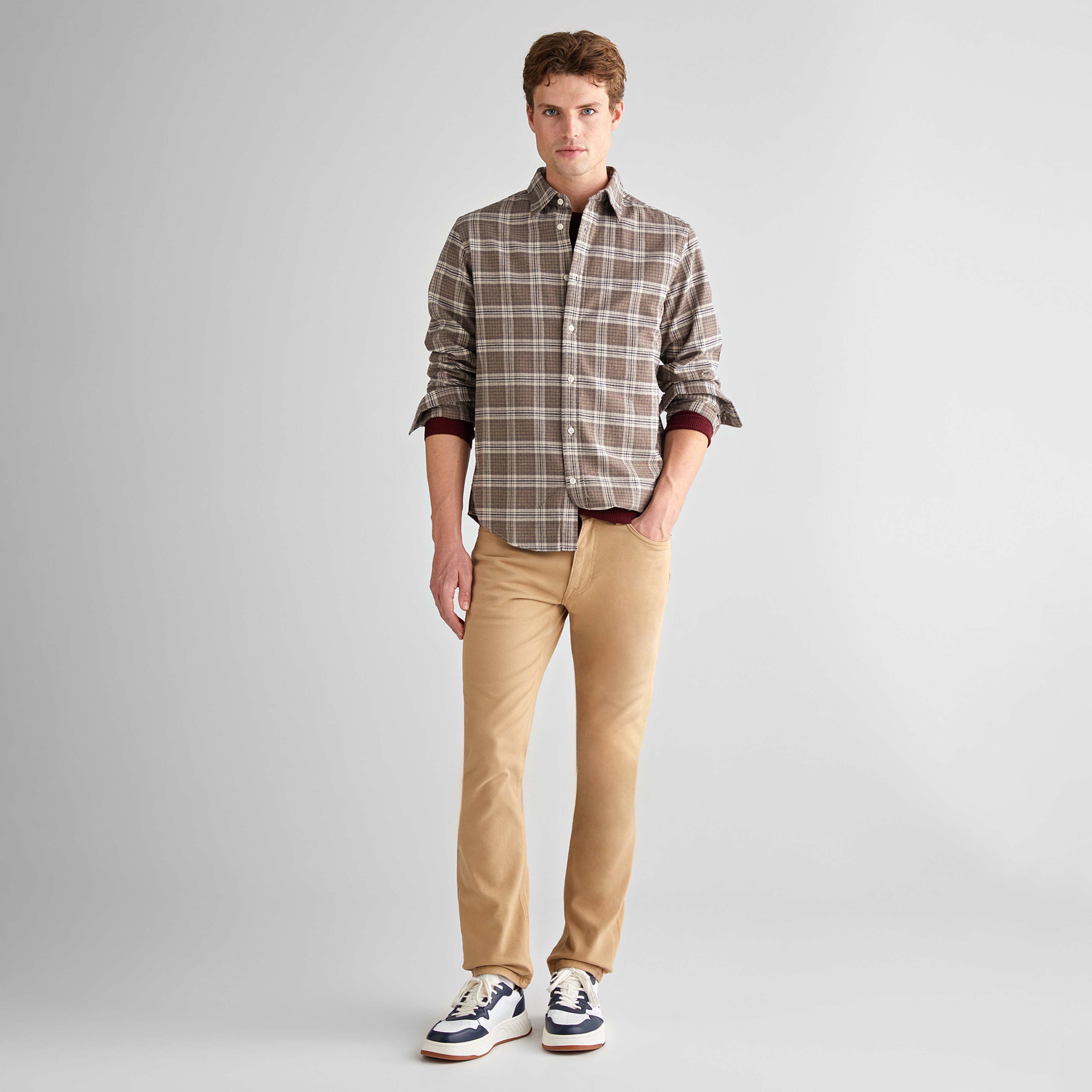 GANT Erkek Beyaz Regular Fit Bisiklet Yaka Gömlek