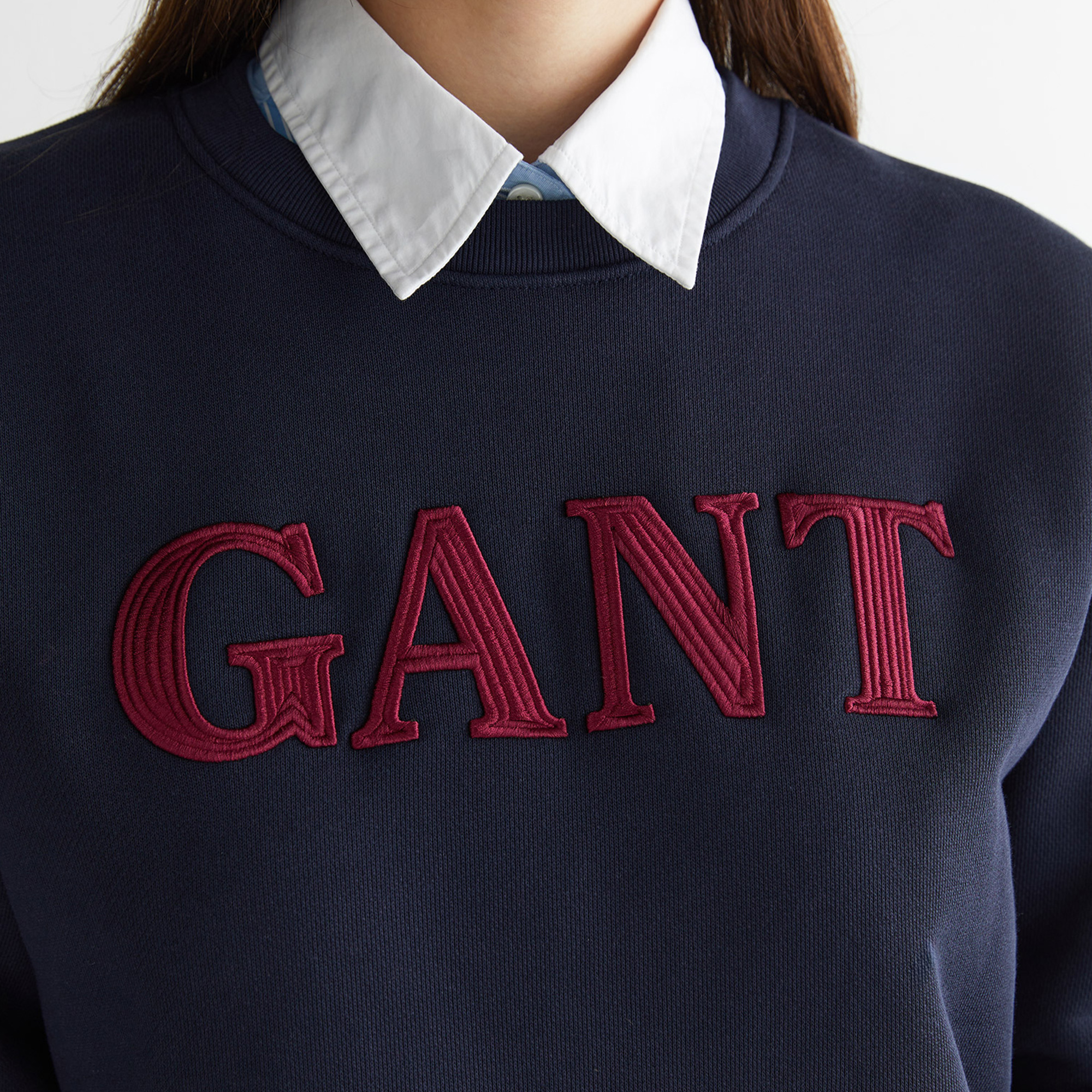 GANT Kadın Lacivert Relaxed Fit Bisiklet Yaka Sweatshirt