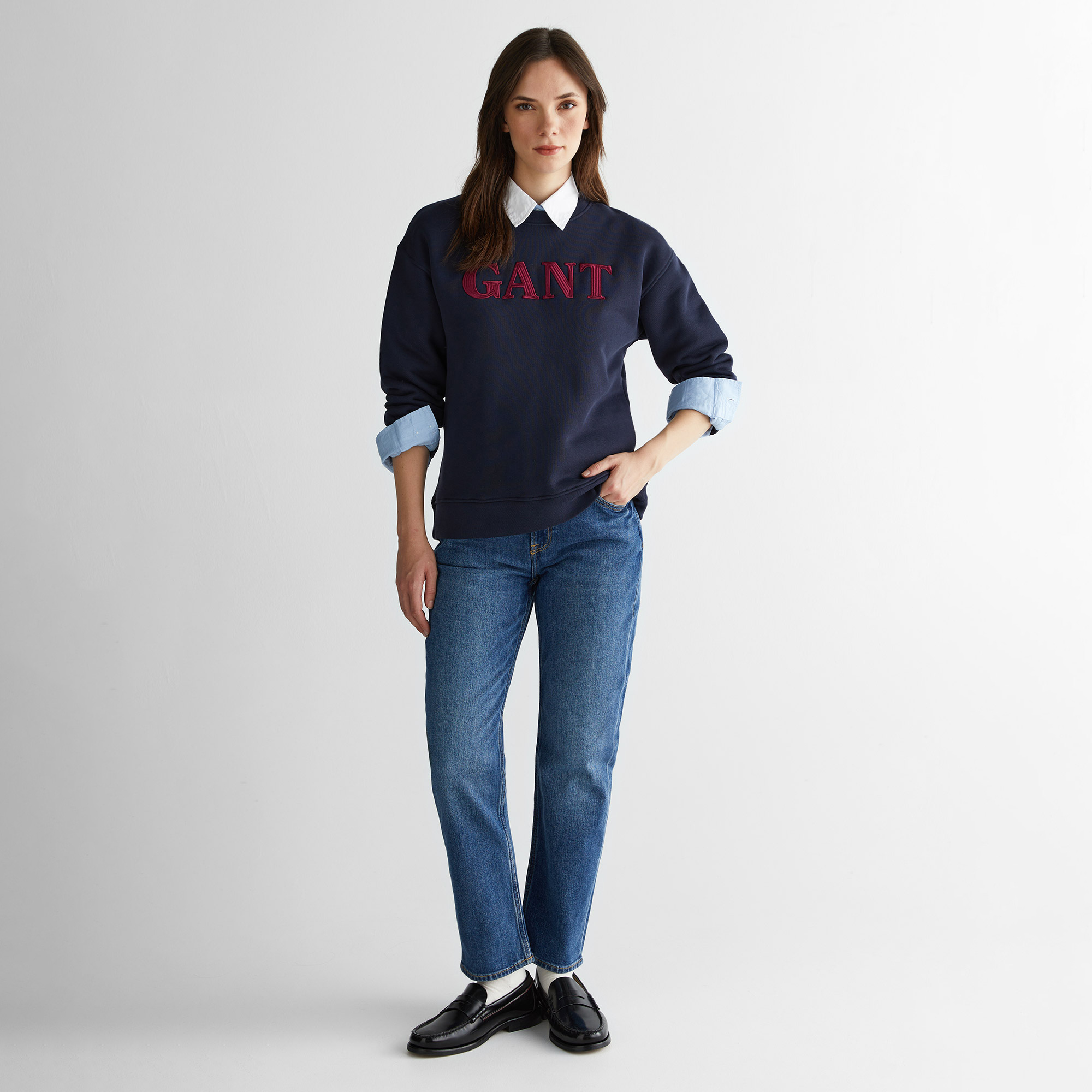 GANT Kadın Lacivert Relaxed Fit Bisiklet Yaka Sweatshirt