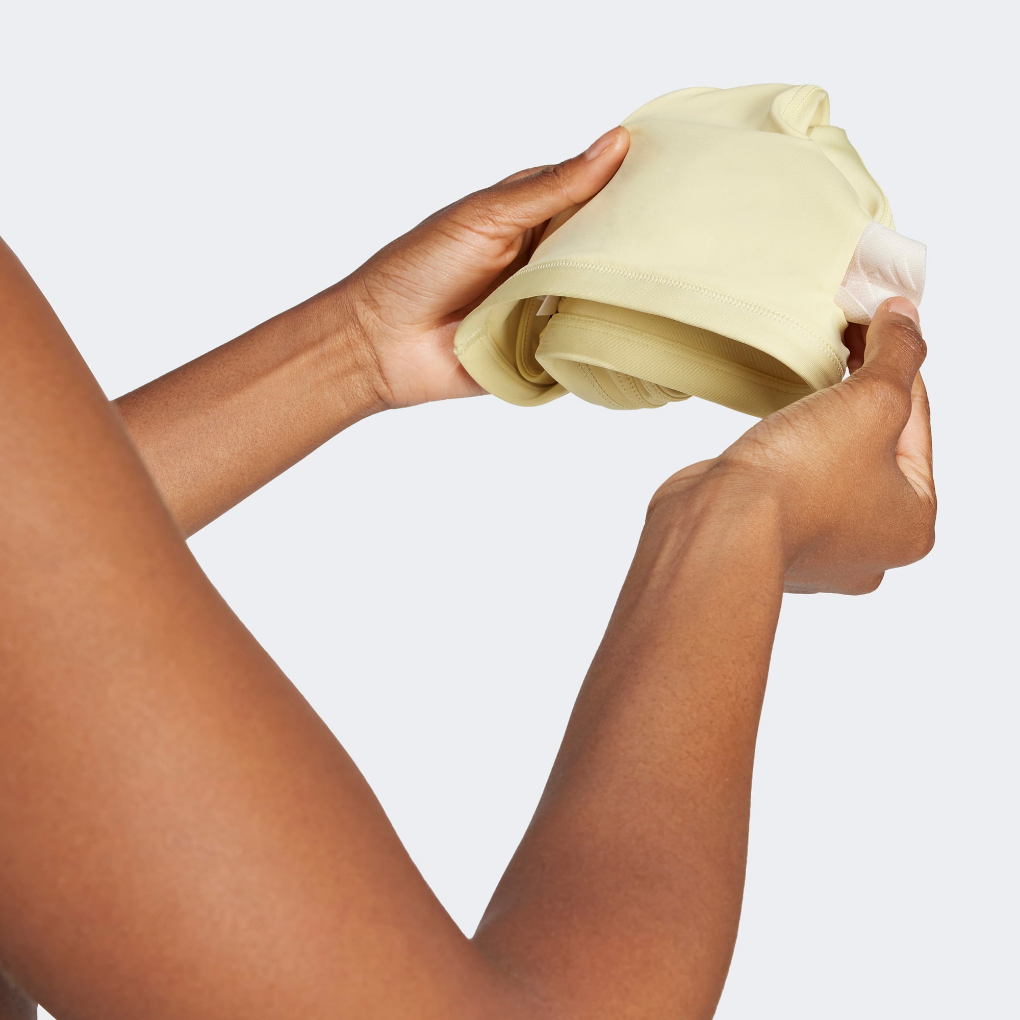 adidas Aerim Strength Kadın Sarı Bra