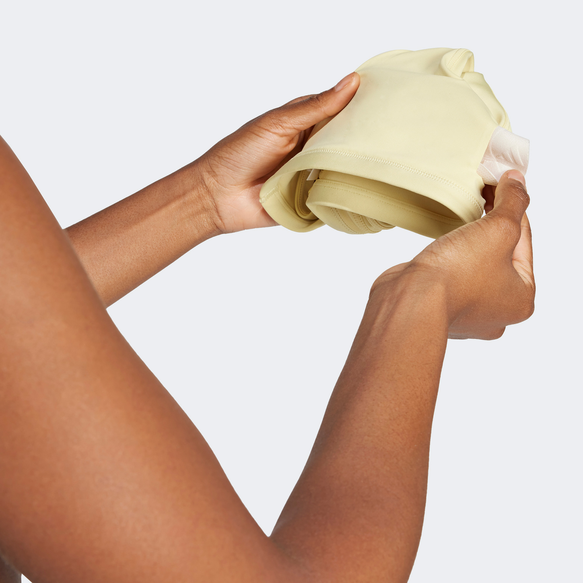 adidas Aerim Strength Kadın Sarı Bra