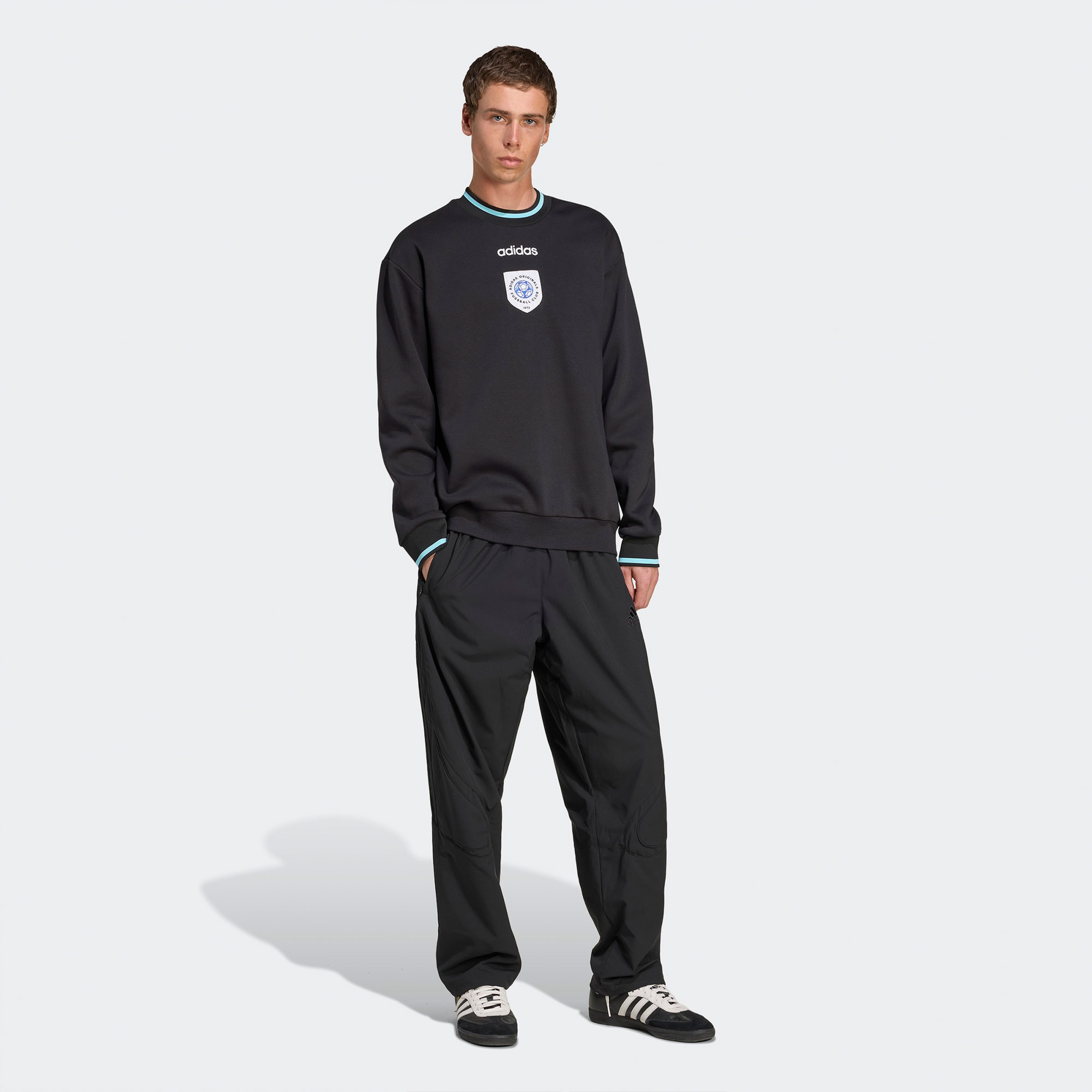 adidas Crewneck Erkek Siyah Sweatshirt