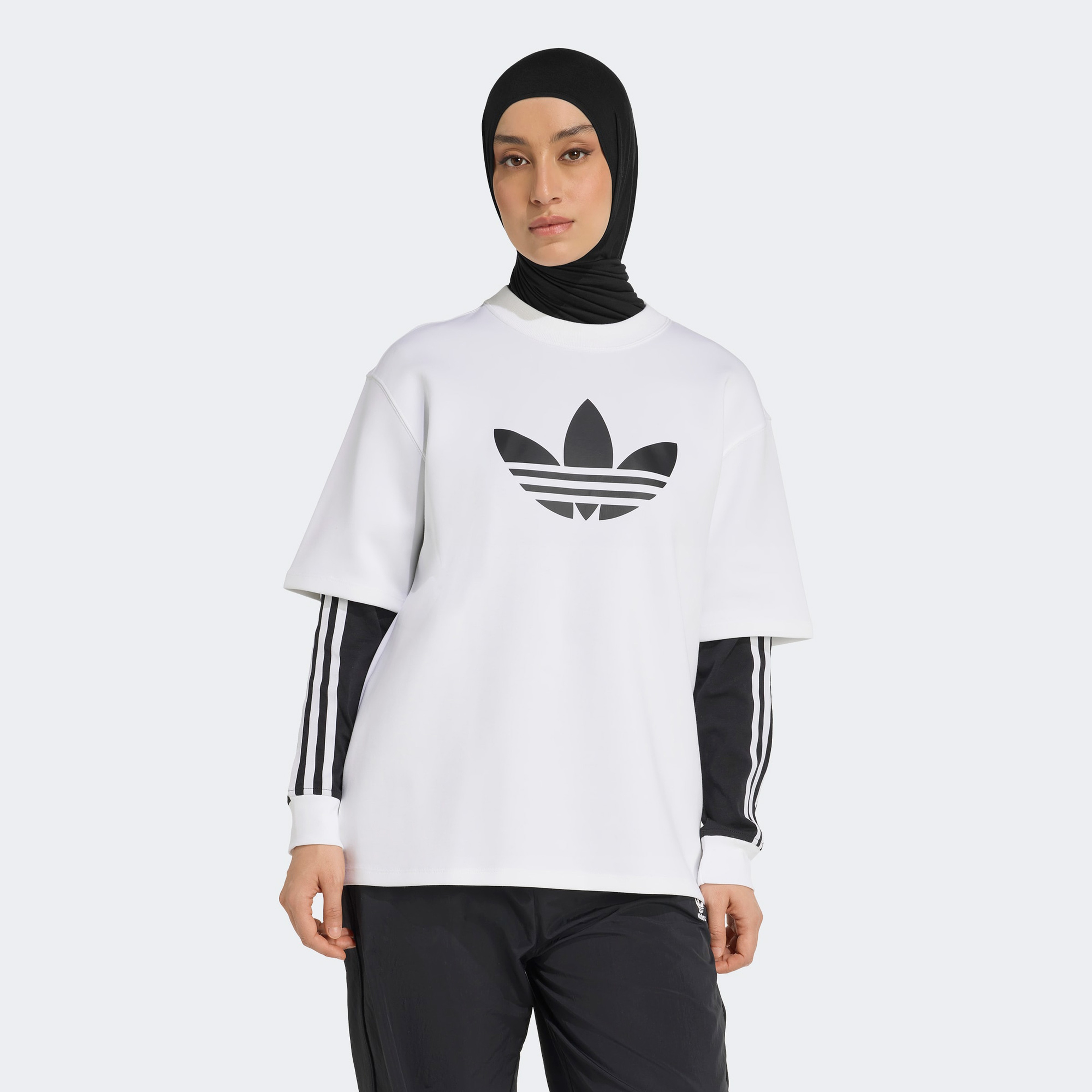adidas Spacer Trefoil Kadın Beyaz T-Shirt