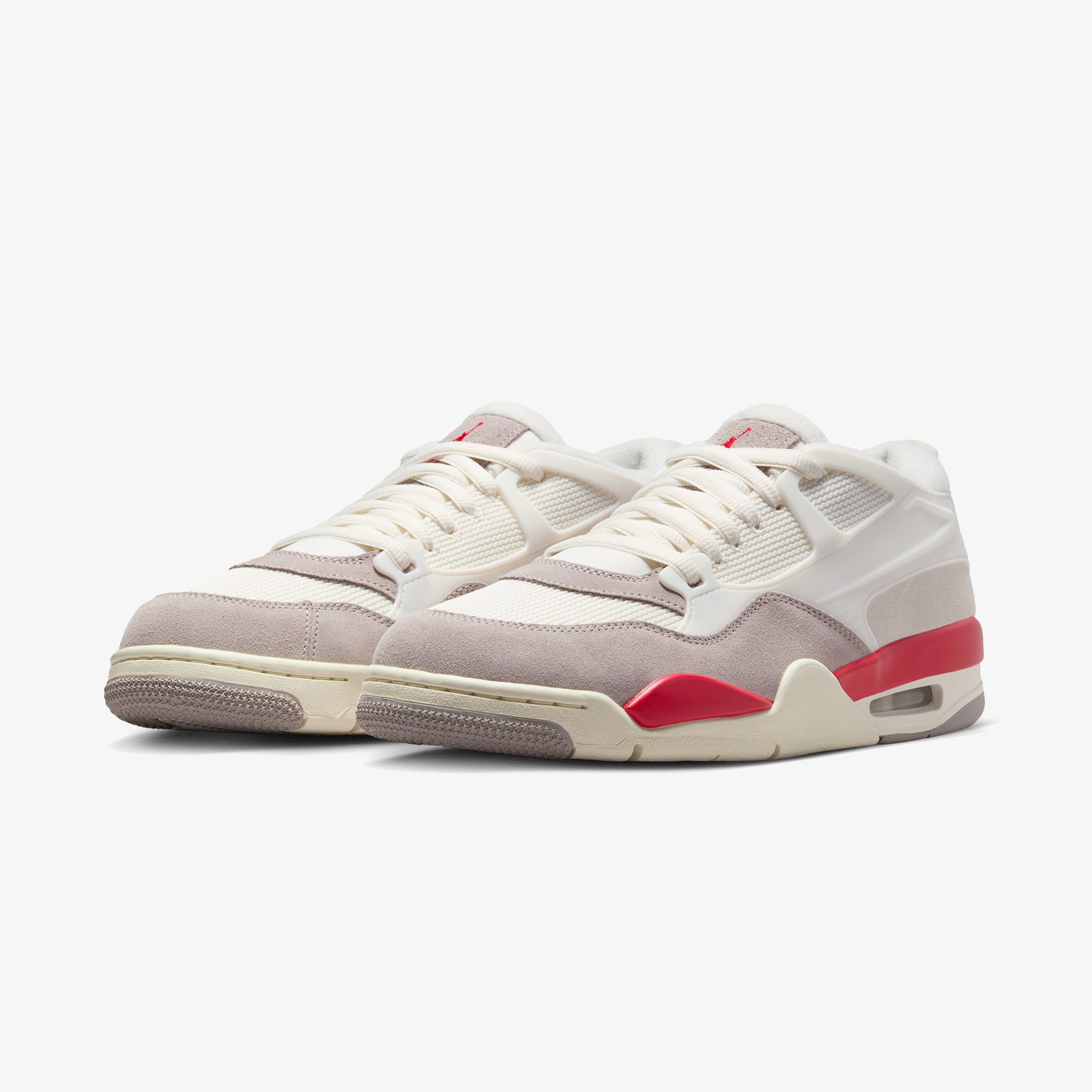 Jordan Air Jordan 4 RM Erkek Krem Spor Ayakkabı