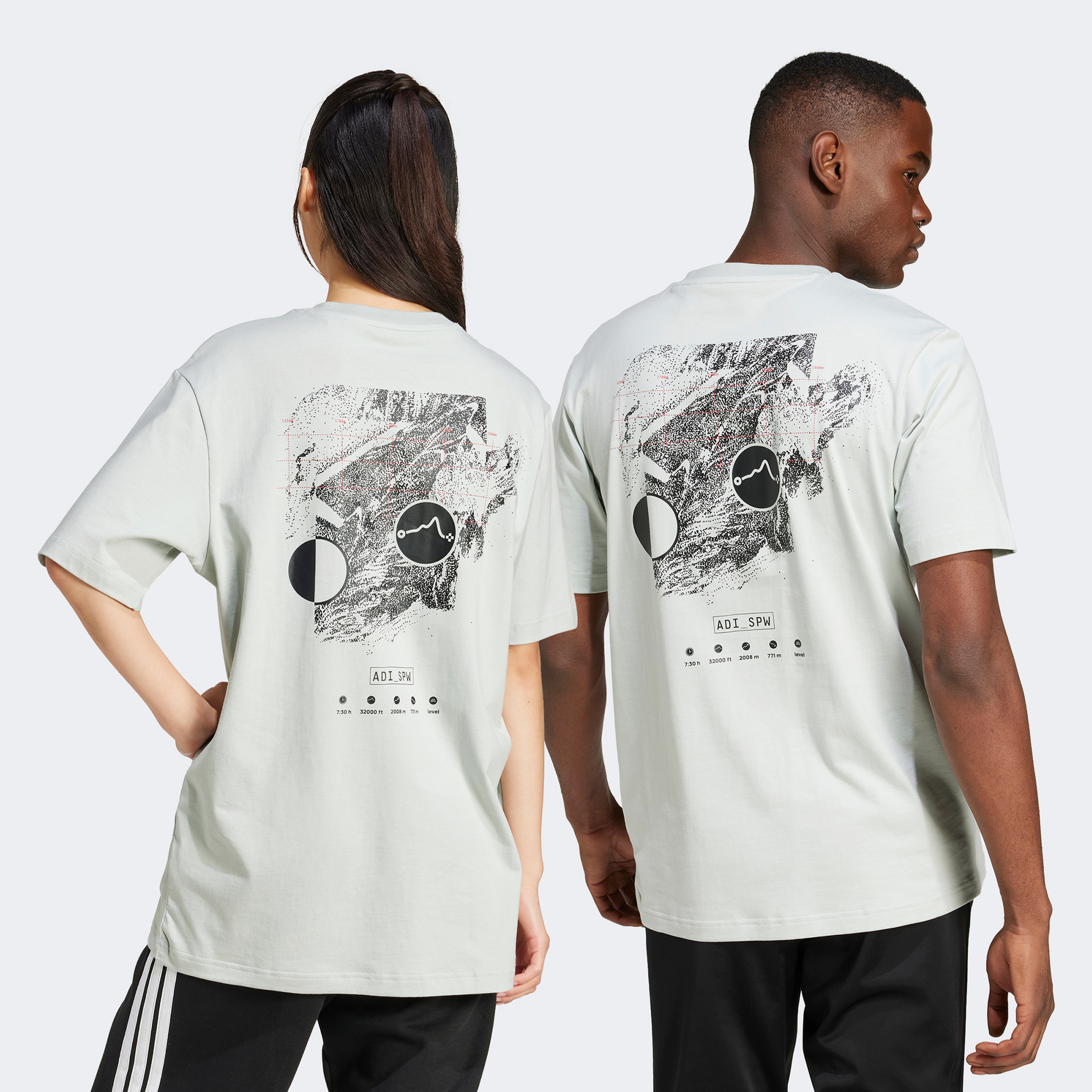 adidas City Escape Logo Graphic Erkek Gri T-Shirt