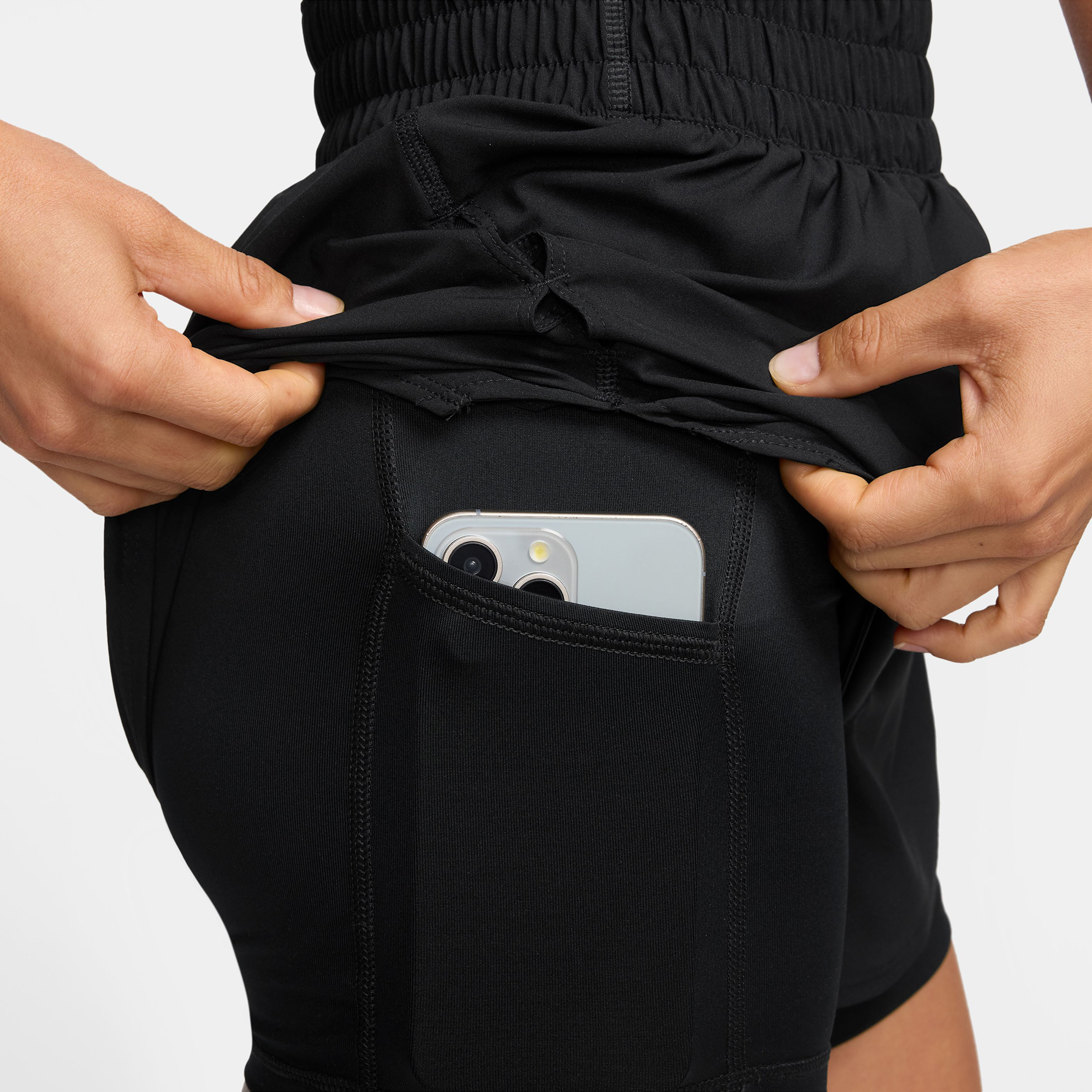 Nike One Dri-Fit 2 in 1 Kadın Siyah Şort