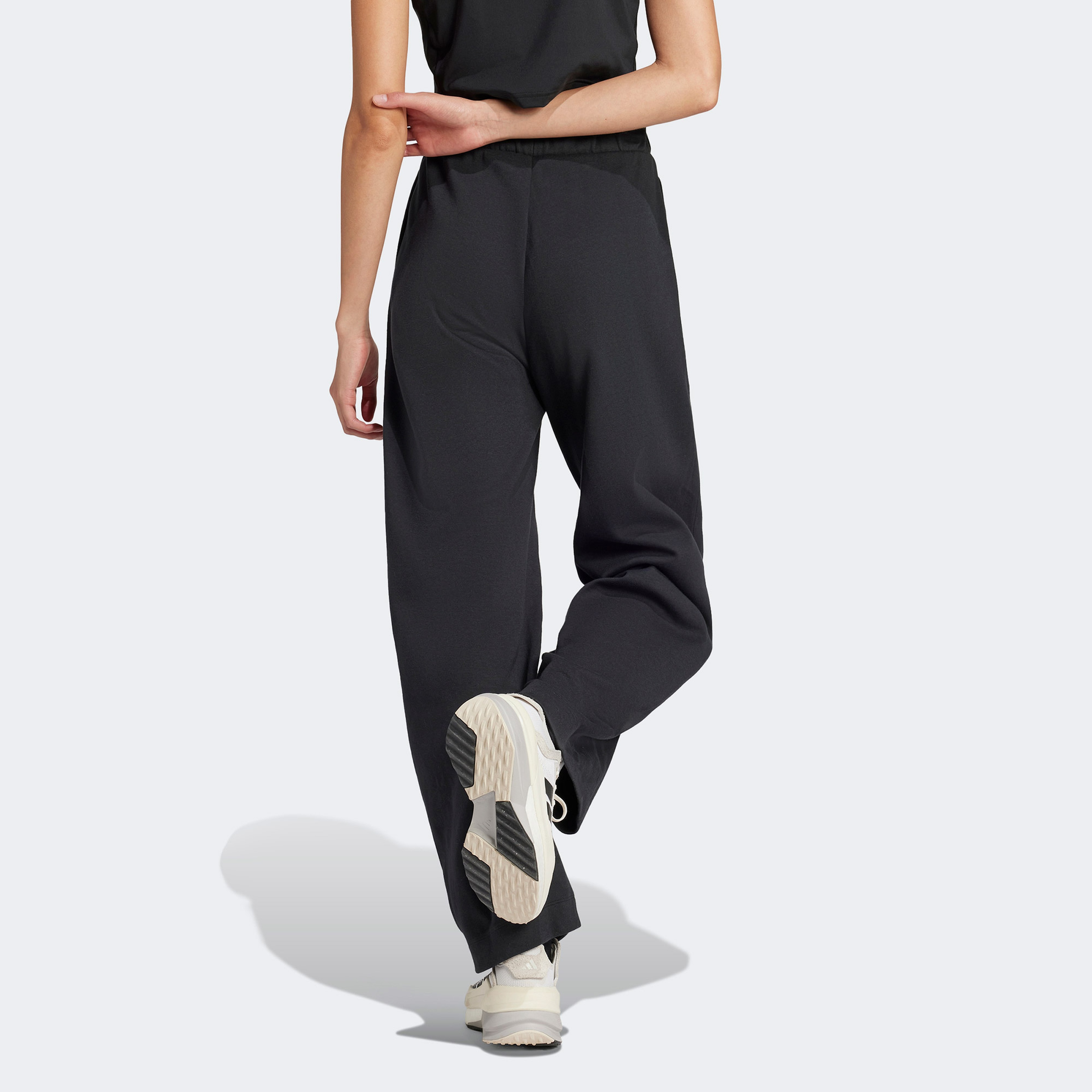 adidas City Escape Kadın Siyah Eşofman Altı