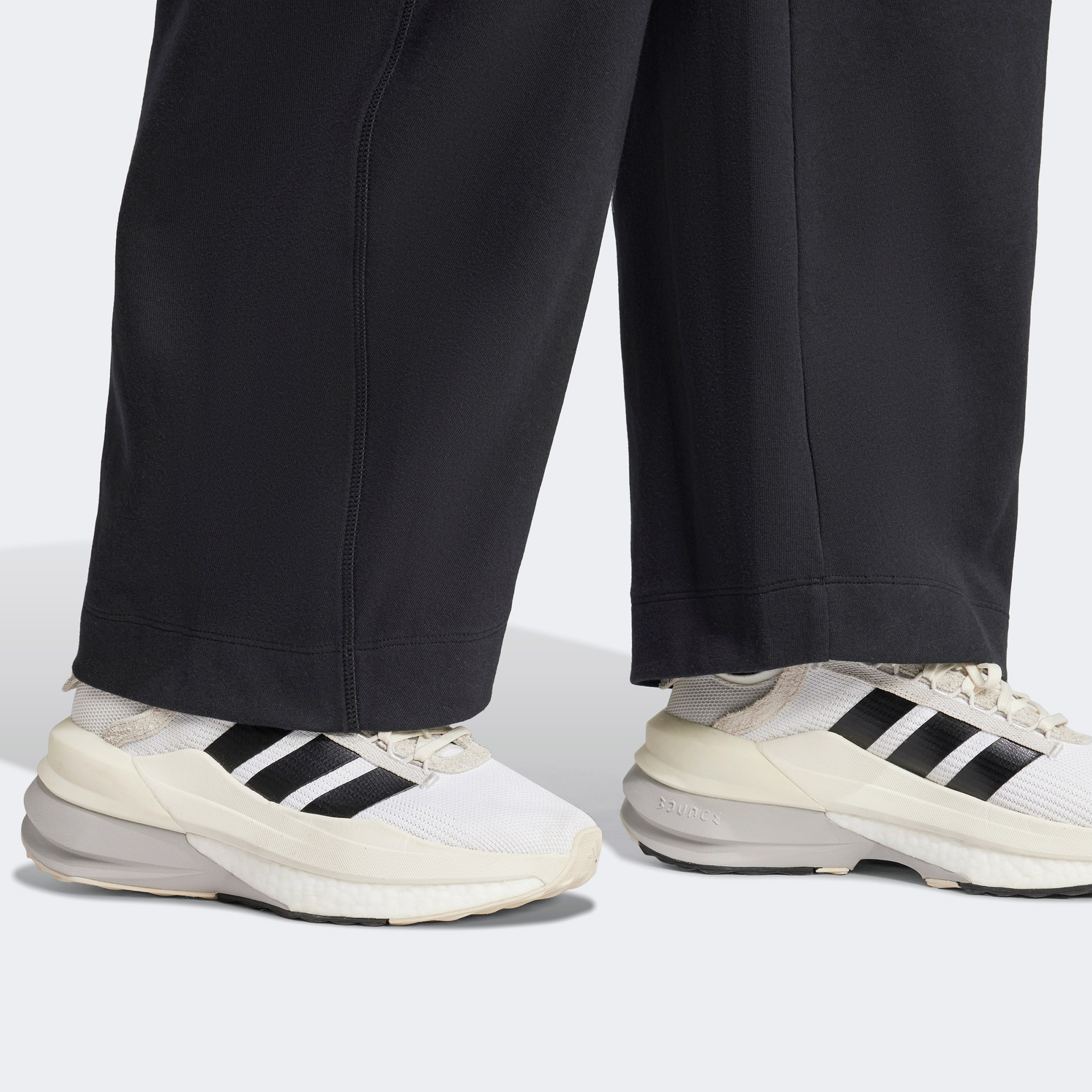 adidas City Escape Kadın Siyah Eşofman Altı