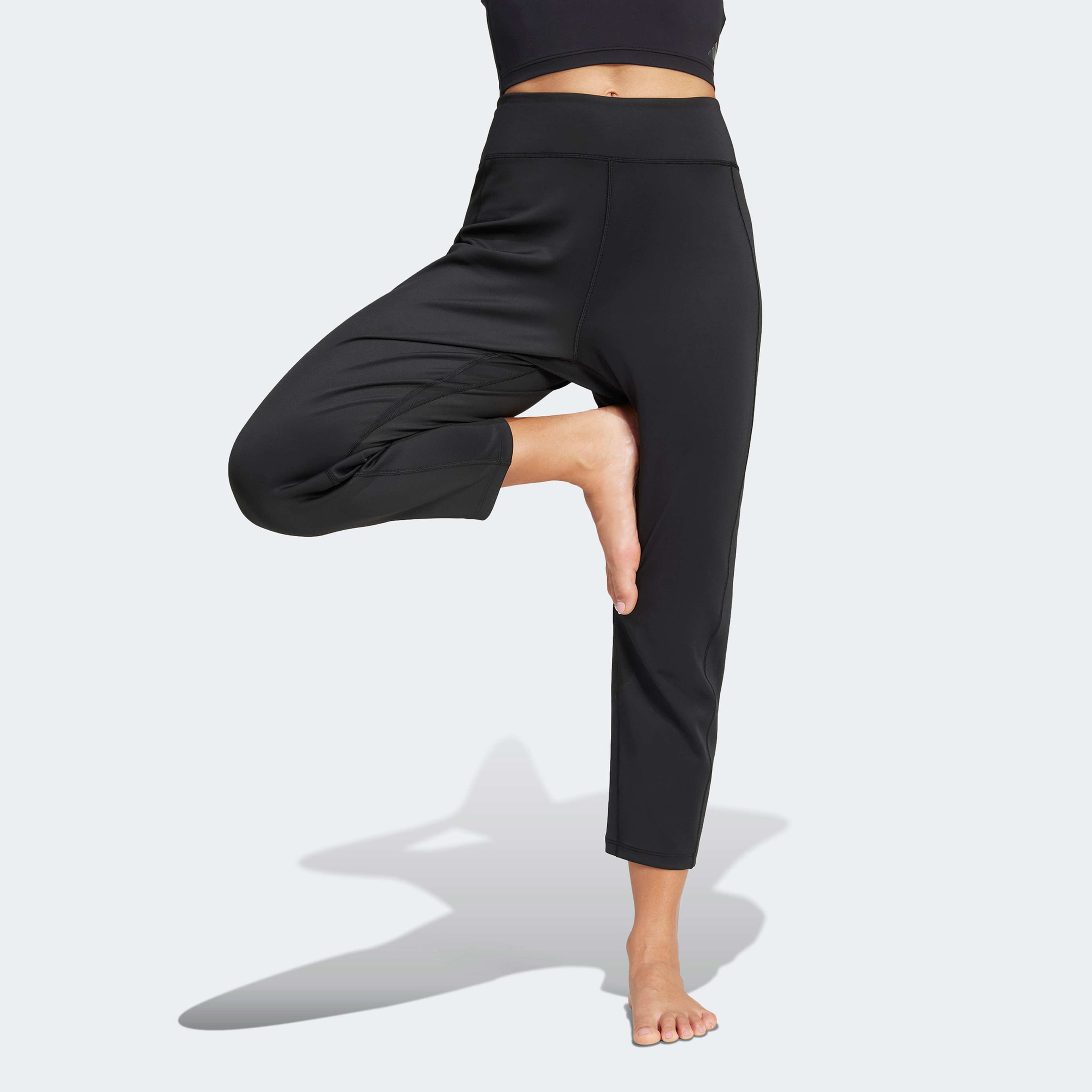 adidas All Me Yoga Essentials Kadın Siyah Eşofman Altı
