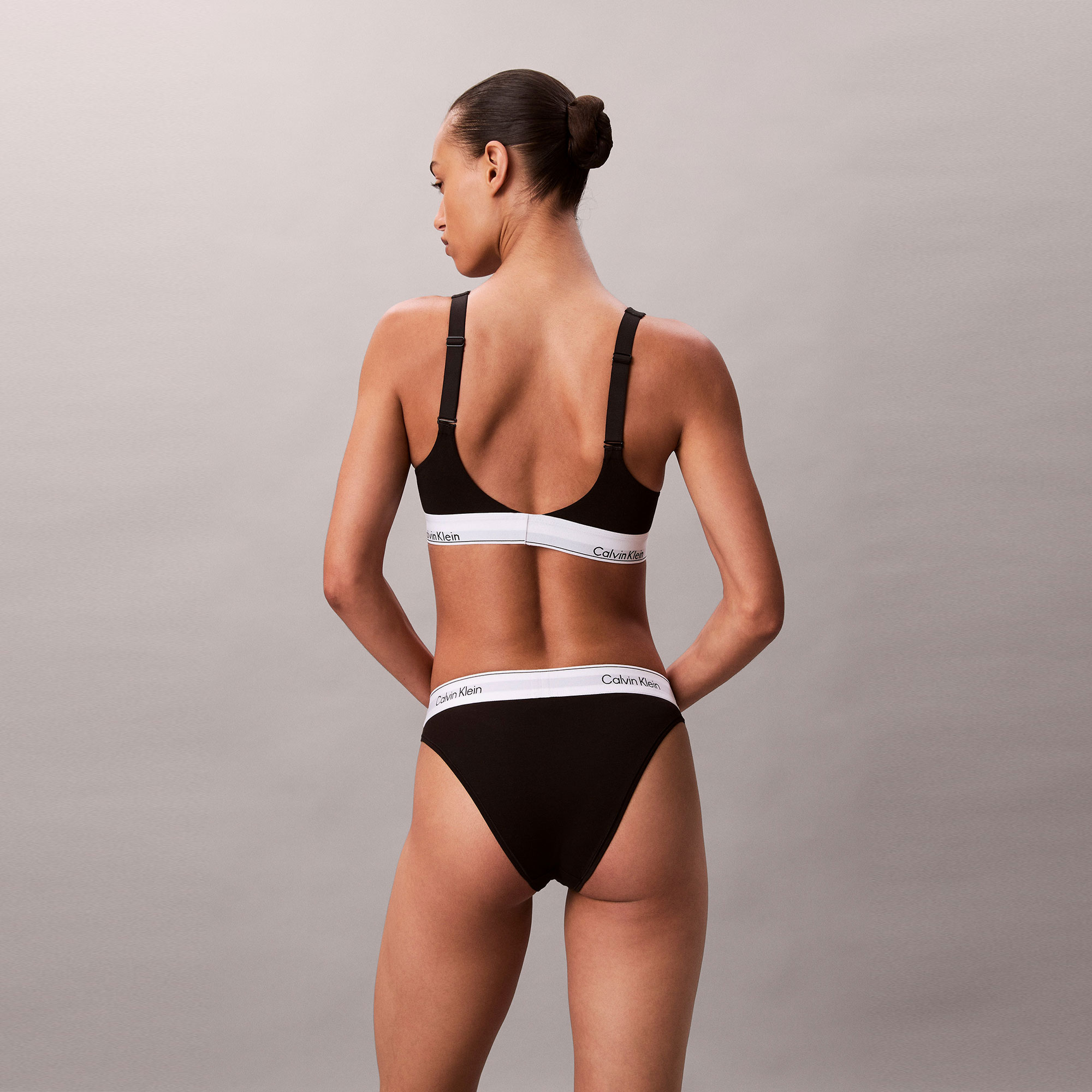 Calvin Klein Lift Kadın Siyah Bra & Spor Sütyeni
