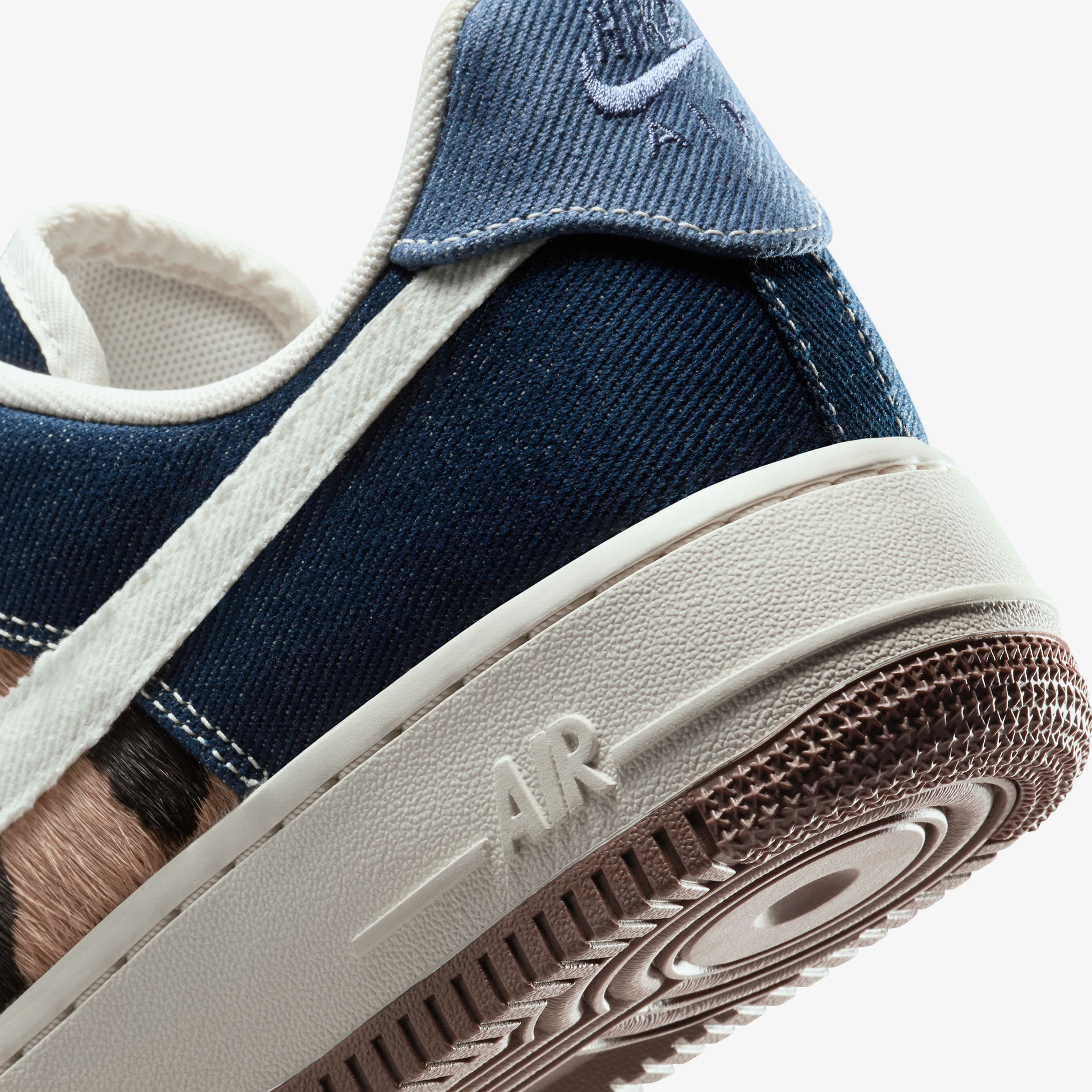 Nike Air Force 1 '07 Kadın Mavi Spor Ayakkabı