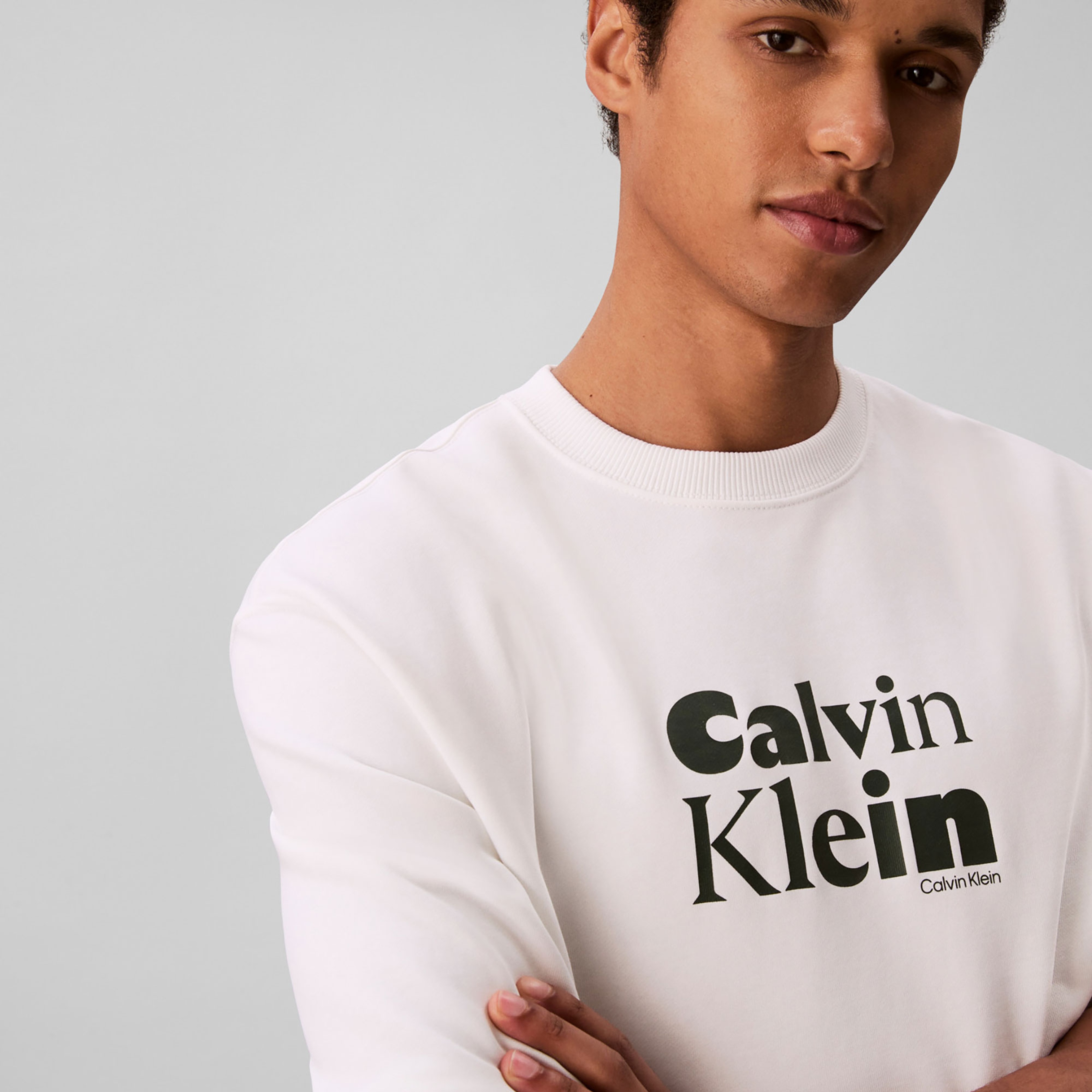Calvin Klein Terry Bold Graph Erkek Beyaz Sweatshirt