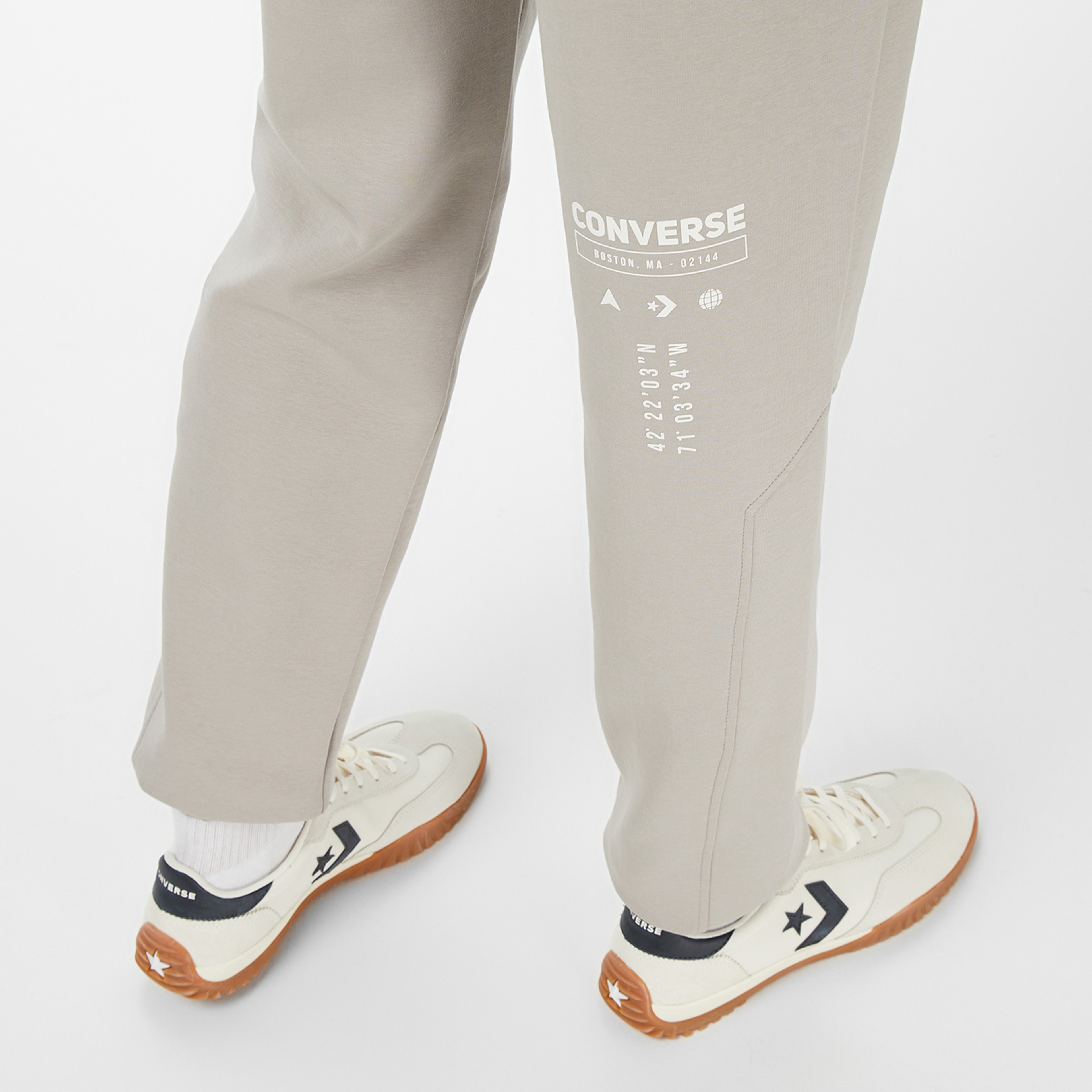 Converse Star Chevron Baskılı Erkek Oversize Fit Gri Eşofman Altı