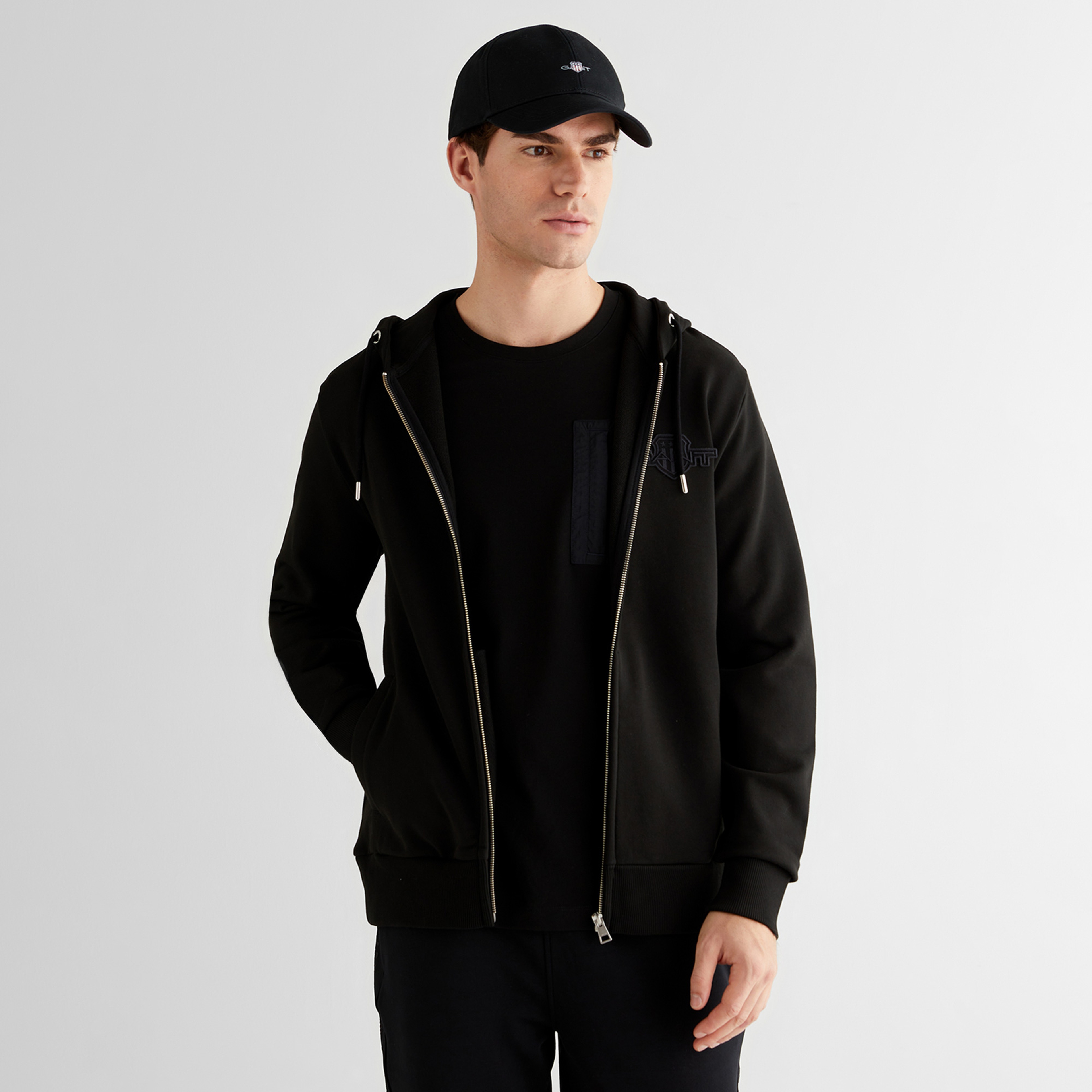 GANT Erkek Siyah Regular Fit Kapüşonlu Fermuarlı Sweatshirt
