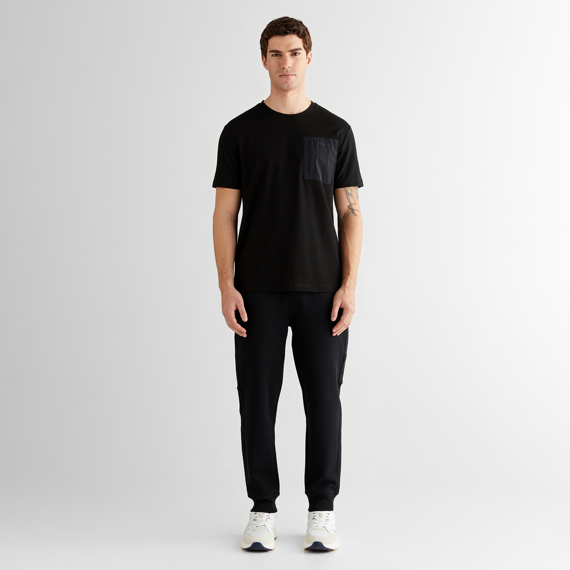 GANT Erkek Siyah Regular Fit Bisiklet Yaka T-Shirt