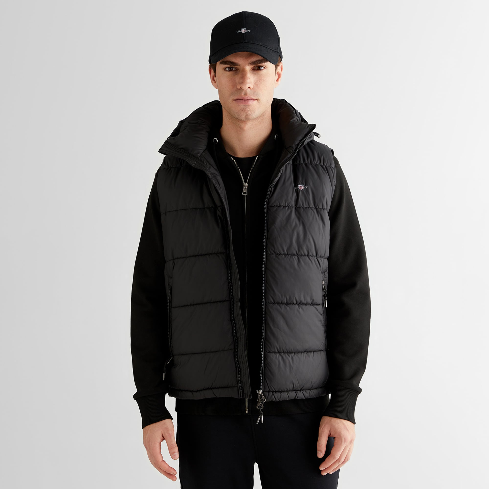 GANT Erkek Siyah Regular Fit Fermuarlı Yelek