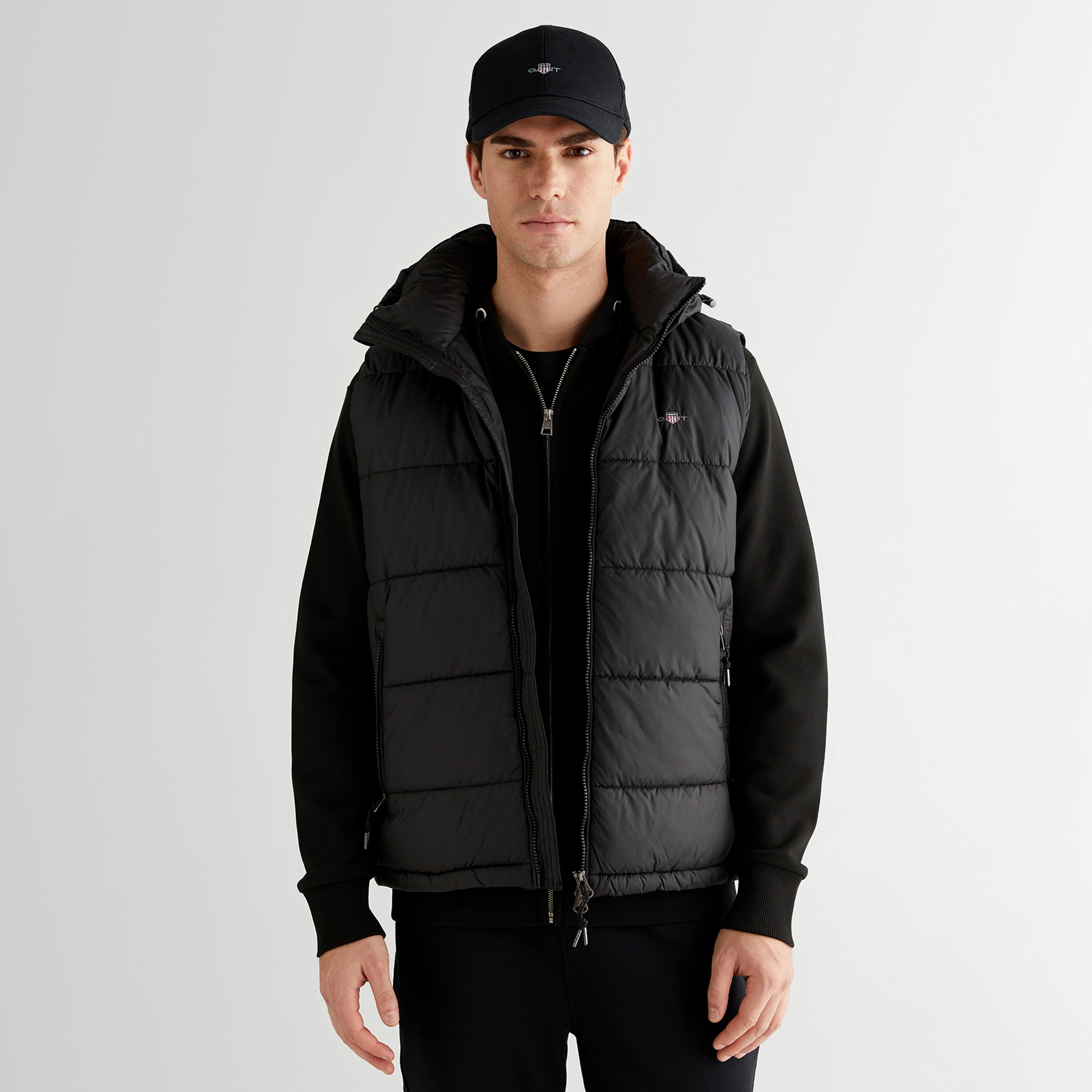 GANT Erkek Siyah Regular Fit Fermuarlı Yelek