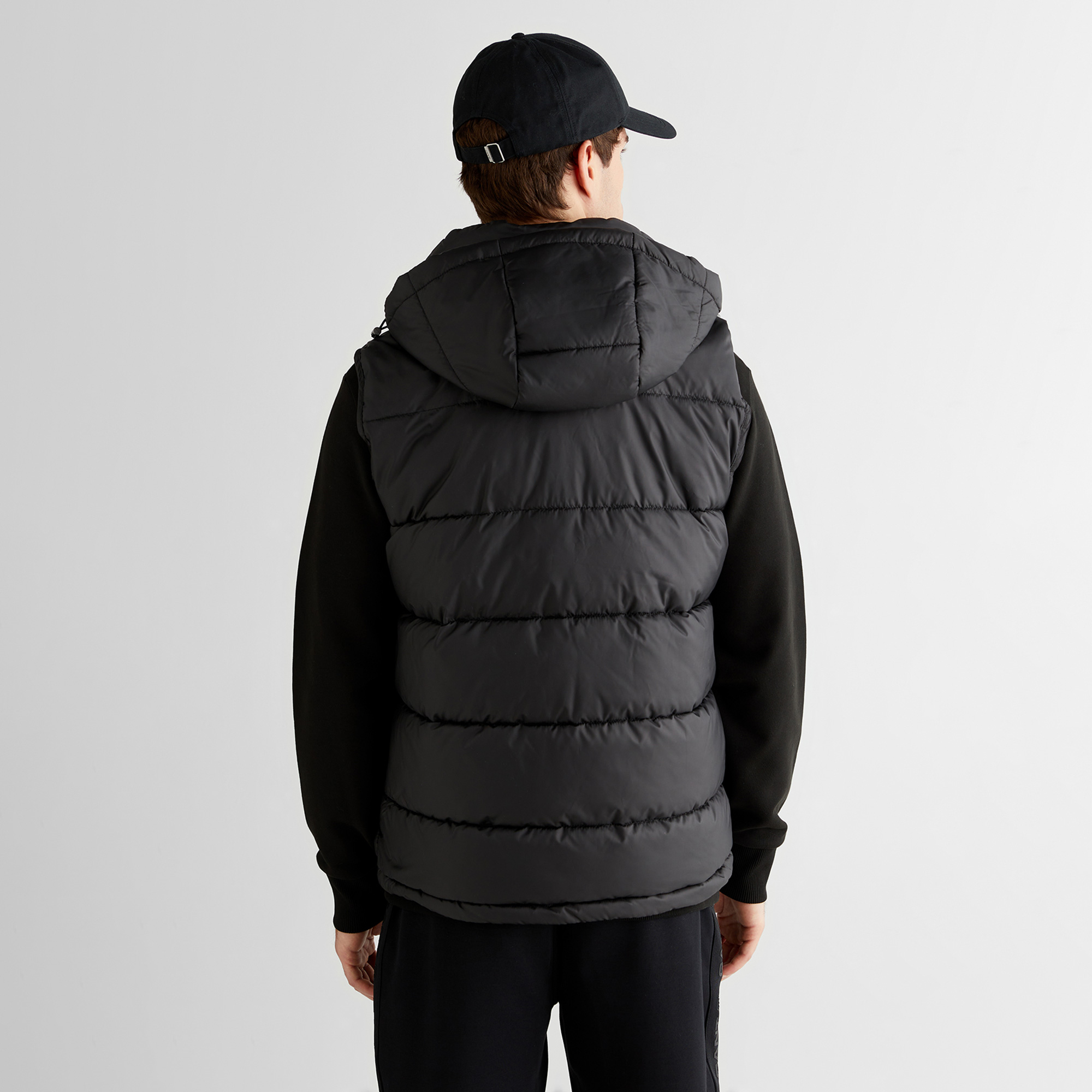 GANT Erkek Siyah Regular Fit Fermuarlı Yelek