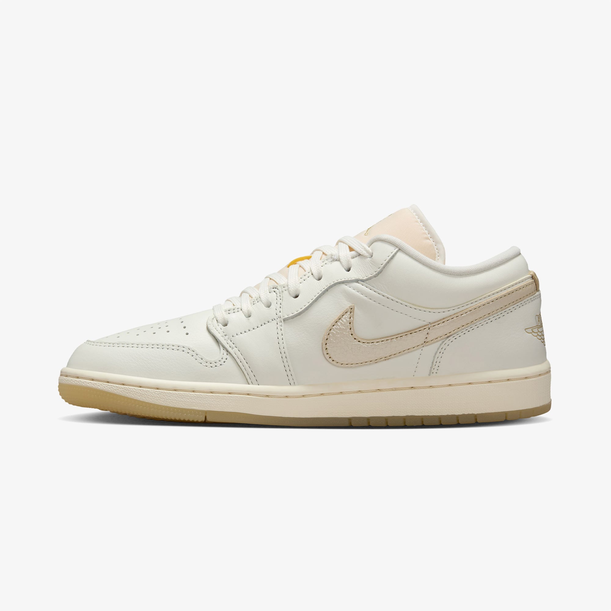 Jordan Air 1 Low SE Kadın Krem Rengi Spor Ayakkabı