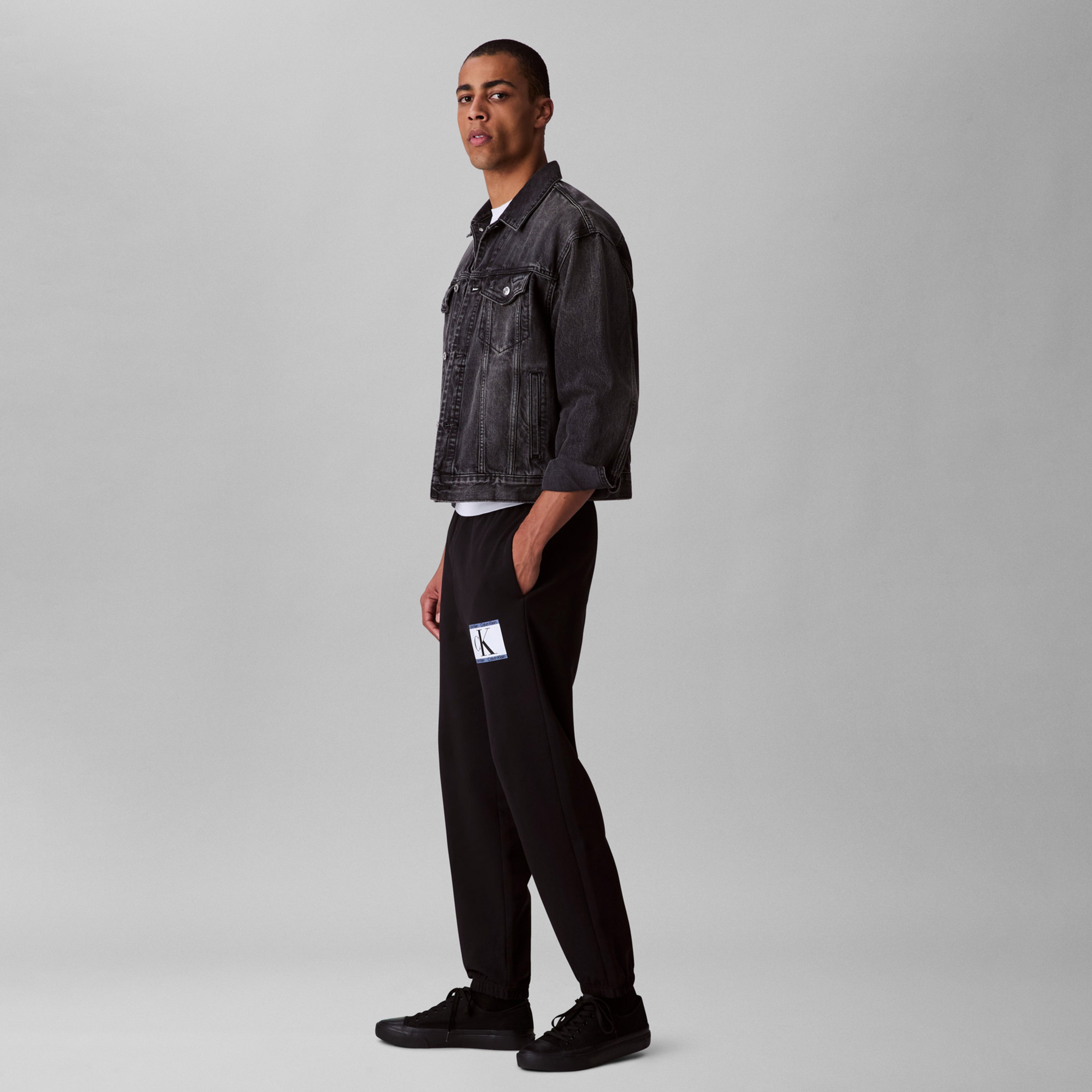 Calvin Klein Terry Graphic Jogger Erkek Siyah Eşofman Altı