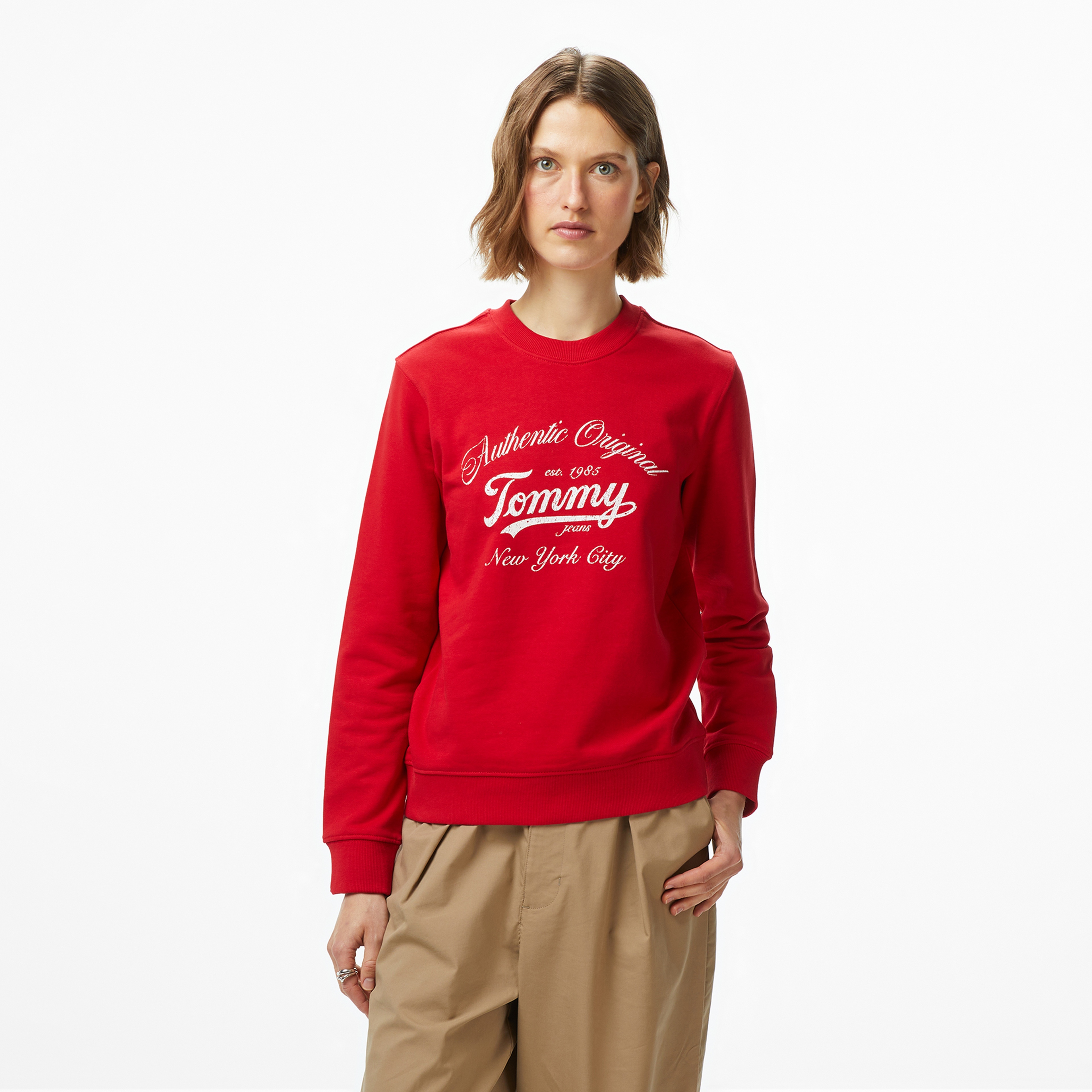 Tommy Jeans Regular Essential Logo Kadın Kırmızı Sweatshirt