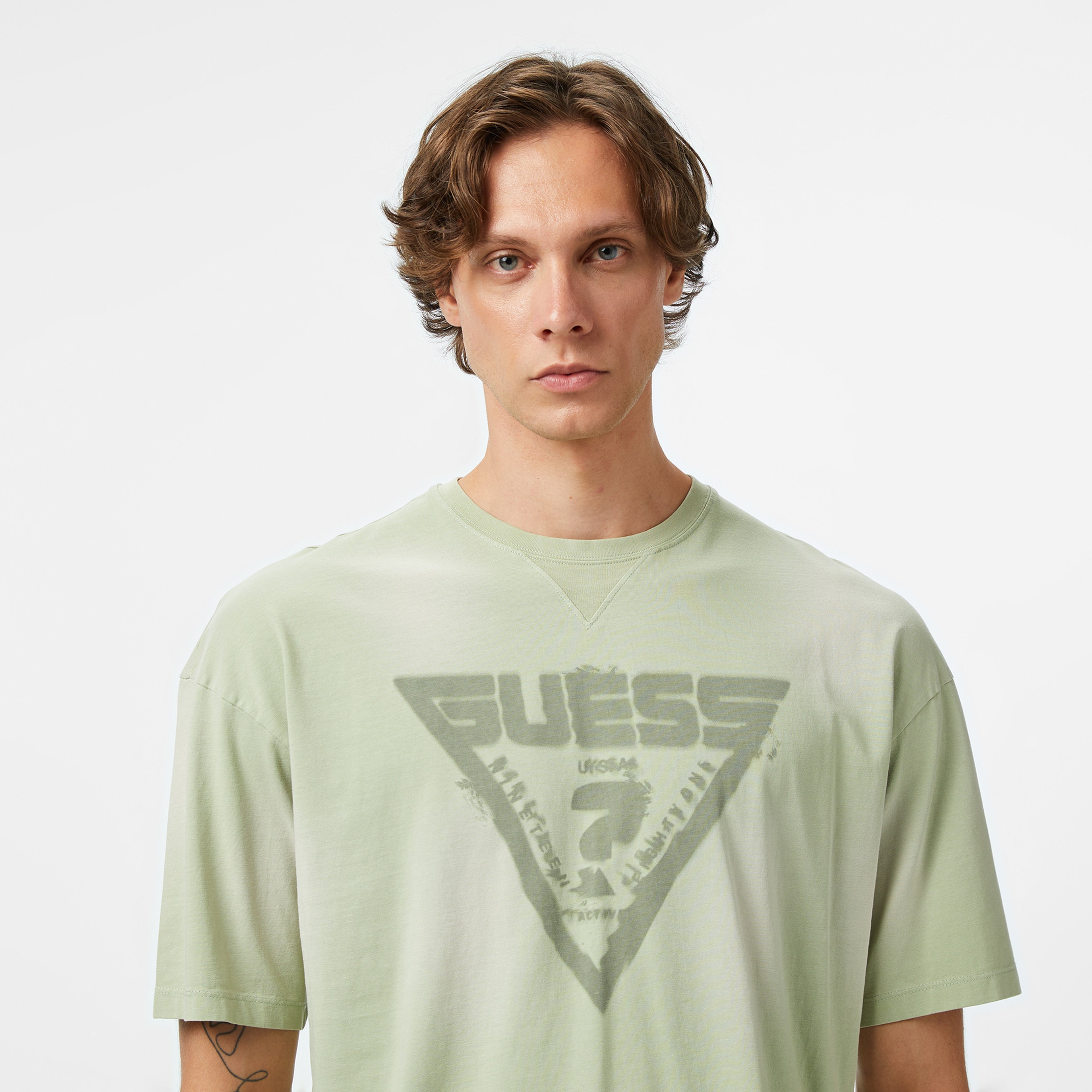 Guess Celso Oversize Fit Erkek Yeşil T-Shirt