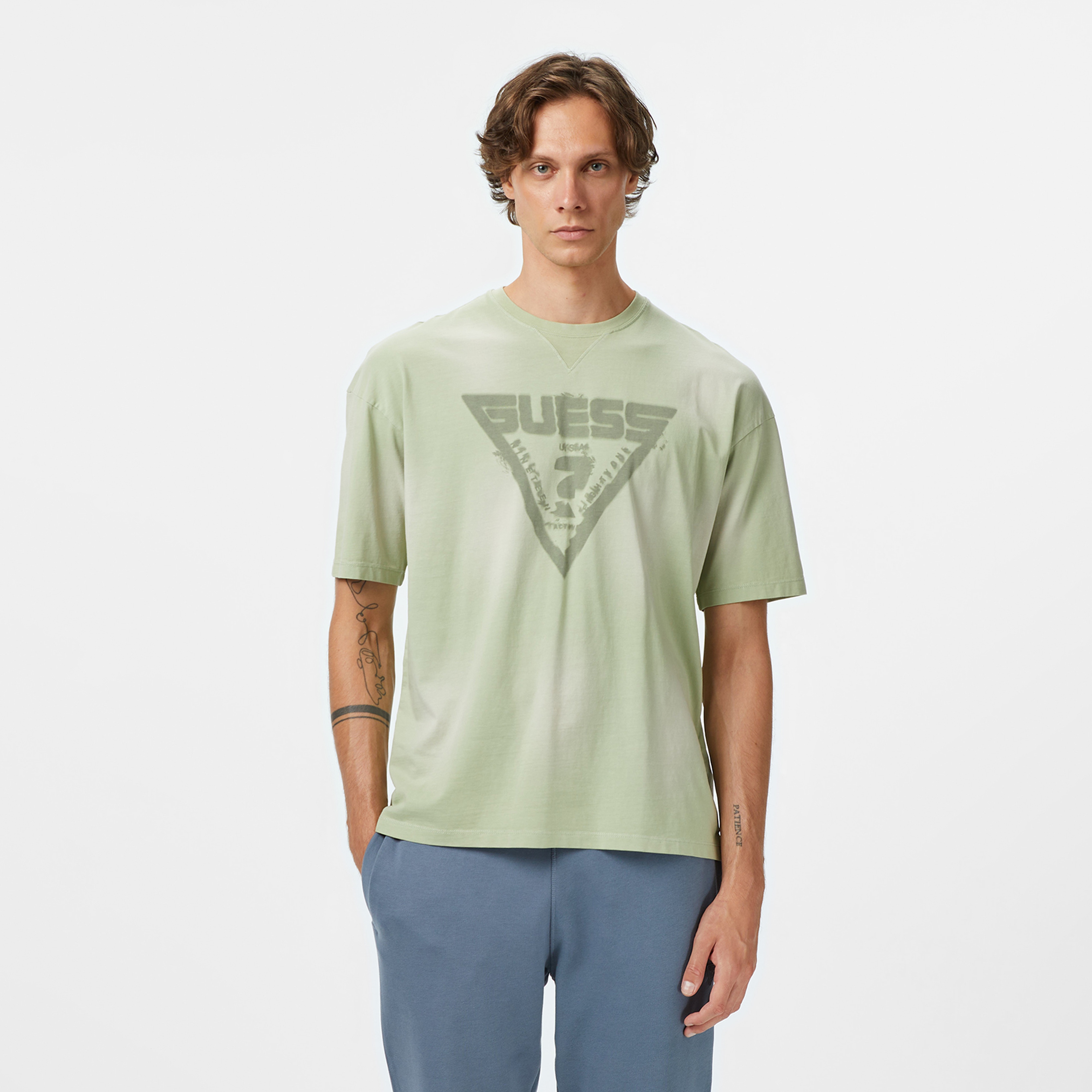 Guess Celso Oversize Fit Erkek Yeşil T-Shirt