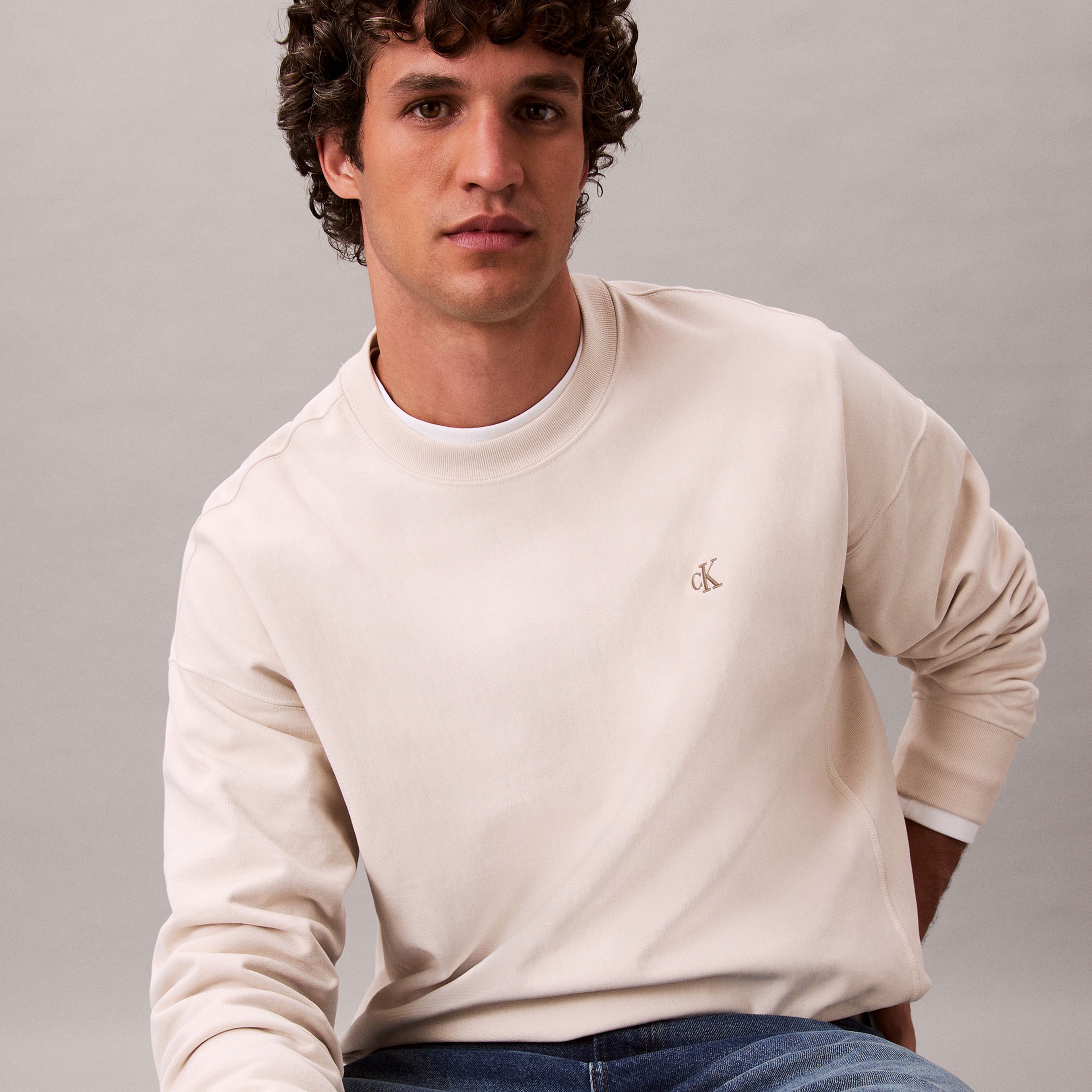 Calvin Klein Premium Terry Monogram Erkek Beyaz Sweatshirt