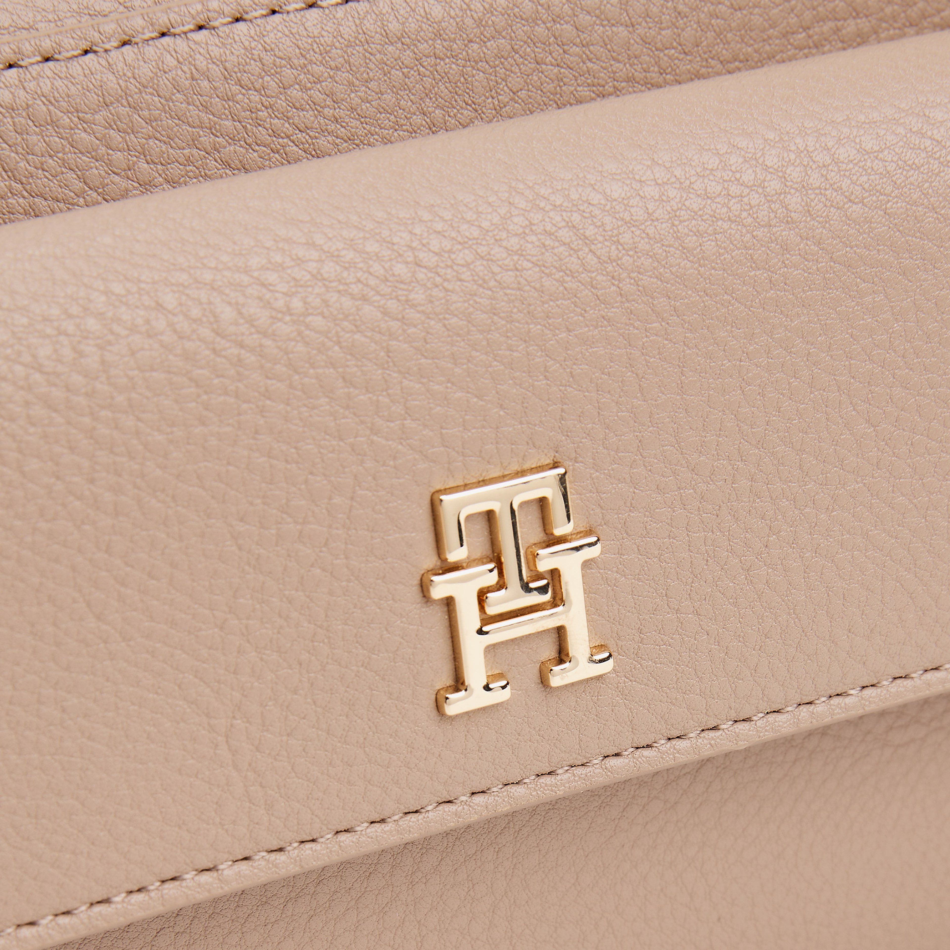 Tommy Hilfiger Distinct Kadın Bej Çapraz Çanta