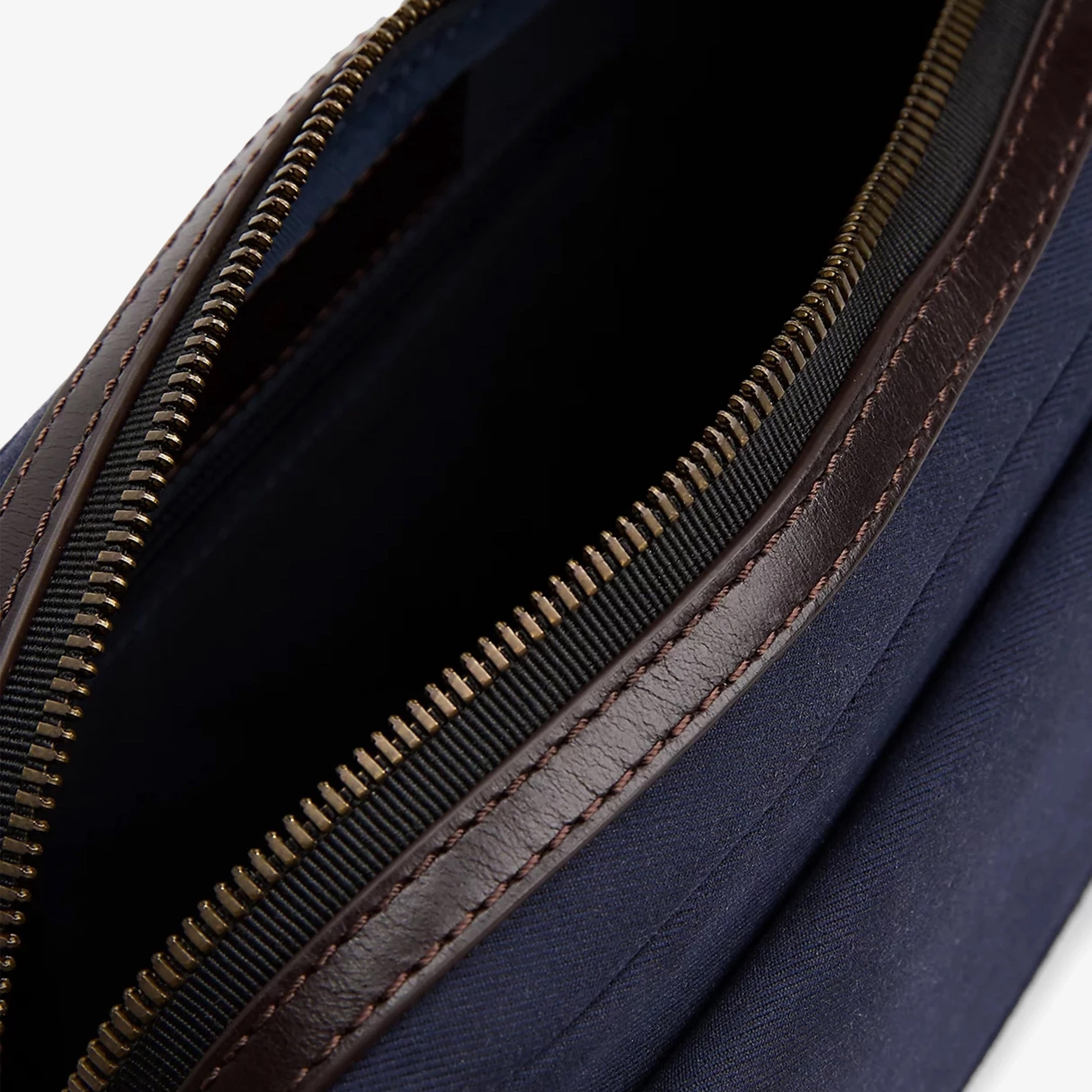 Tommy Hilfiger Casual Prep Erkek Mavi Çapraz Çanta